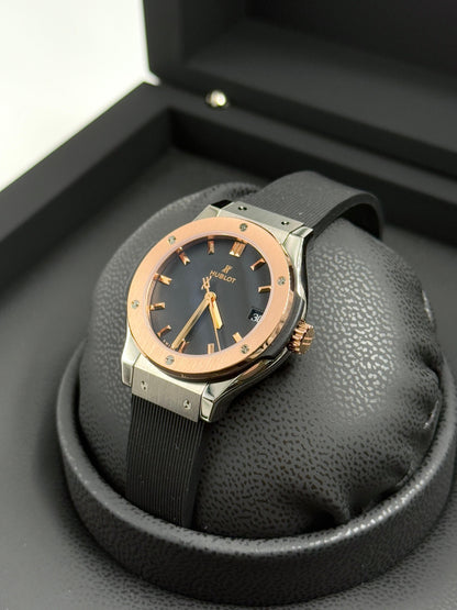 Hublot Classic Fusion Titanium Gold 33mm - 581.NO.1181.RX