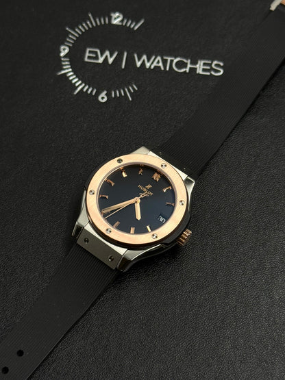 Hublot Classic Fusion Titanium Gold 33mm - 581.NO.1181.RX