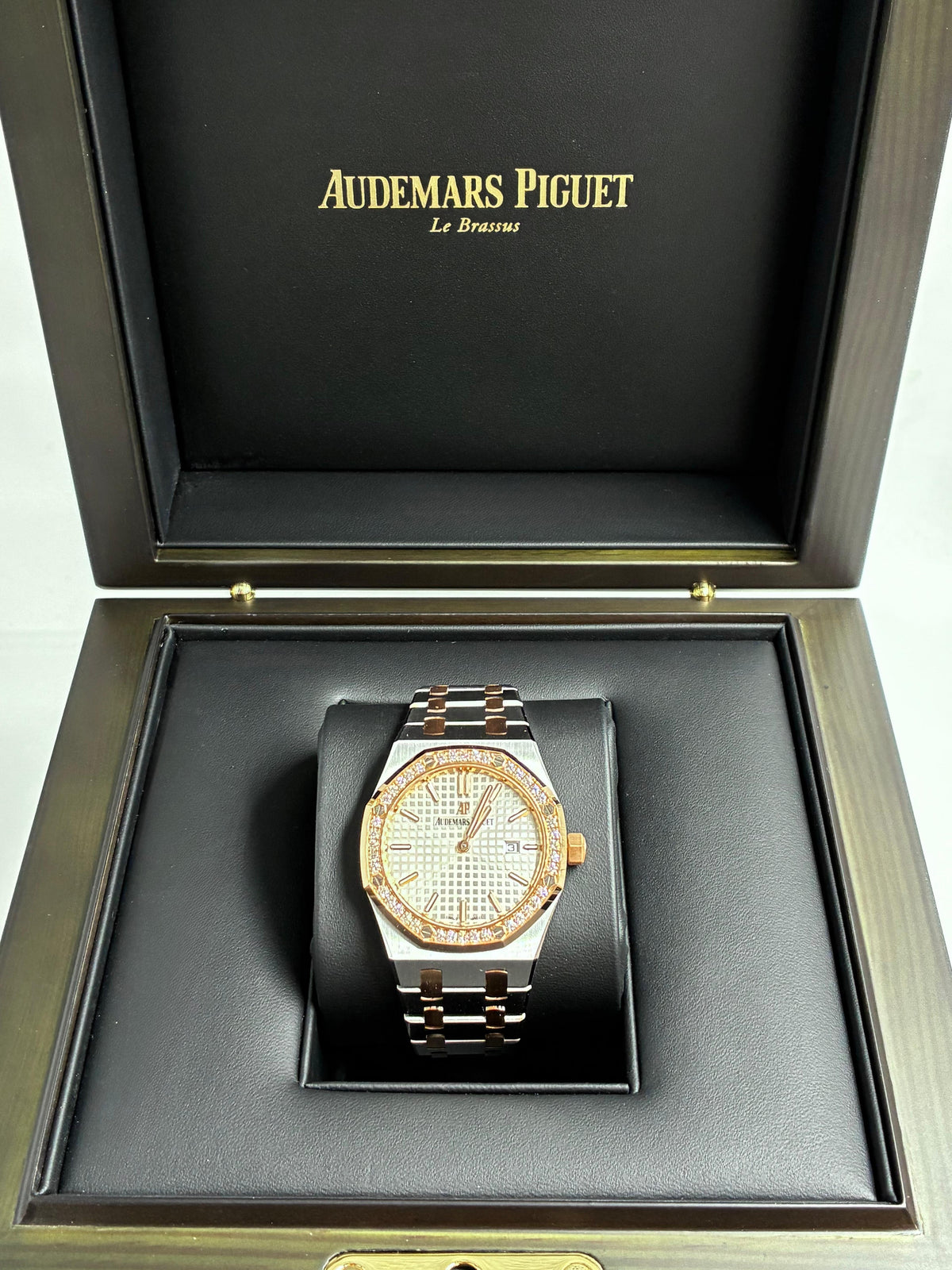 Audemars Piguet Royal Oak 67651SR.ZZ.1261SR.01 2026