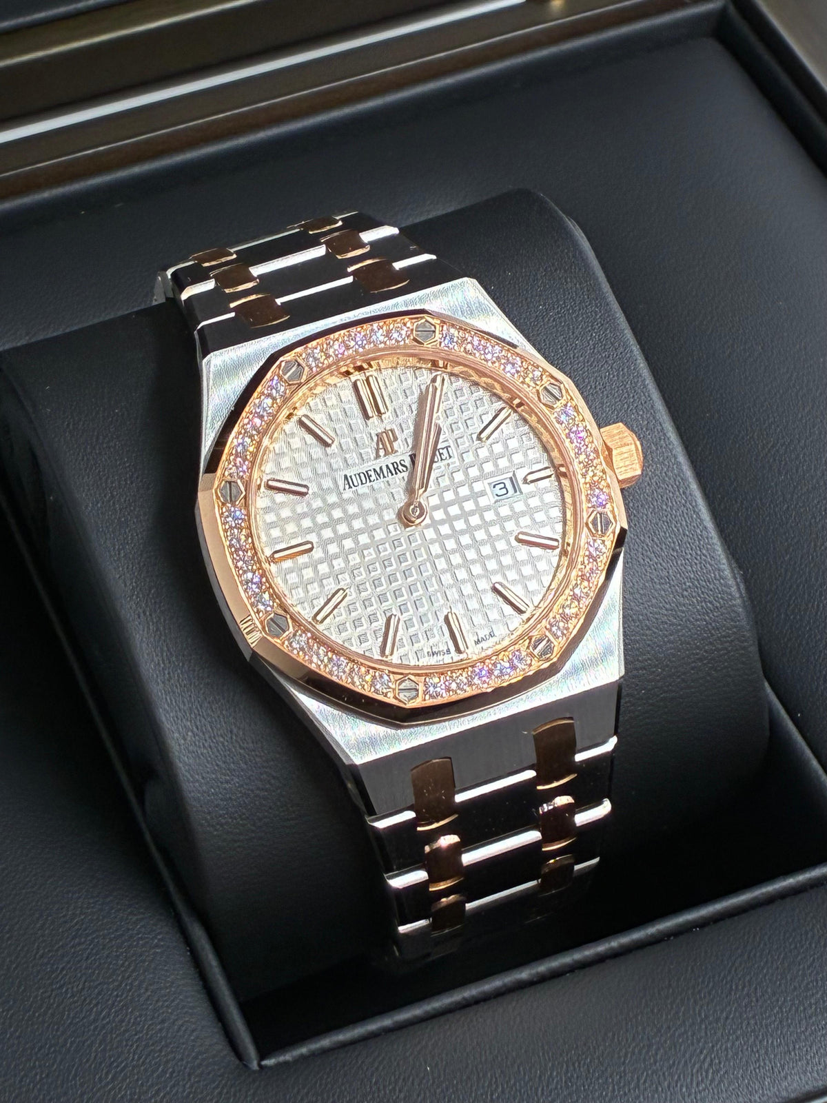 Audemars Piguet Royal Oak 67651SR.ZZ.1261SR.01 2026