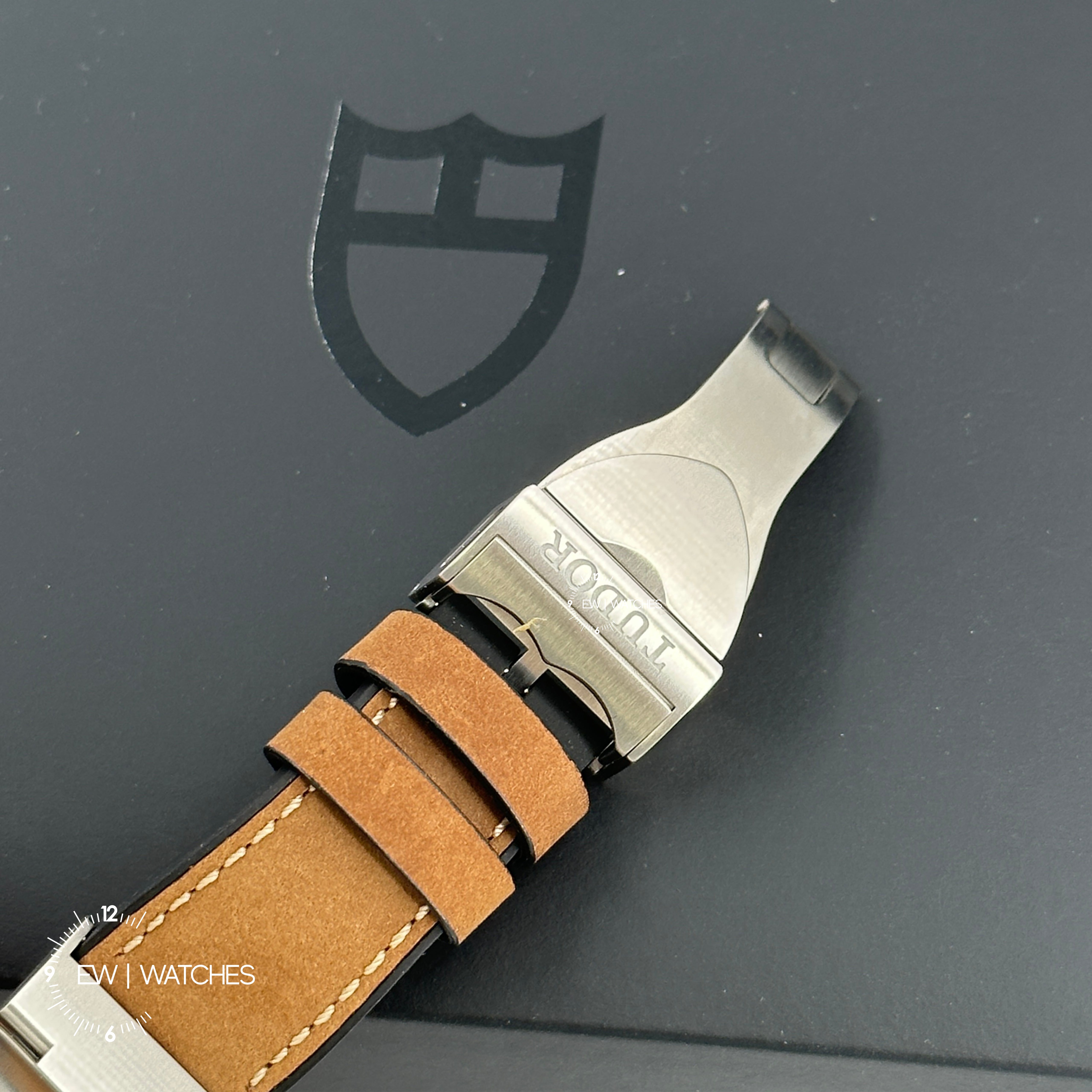 Tudor Black Bay P01 42mm 70150-0001 Black Leather 2024