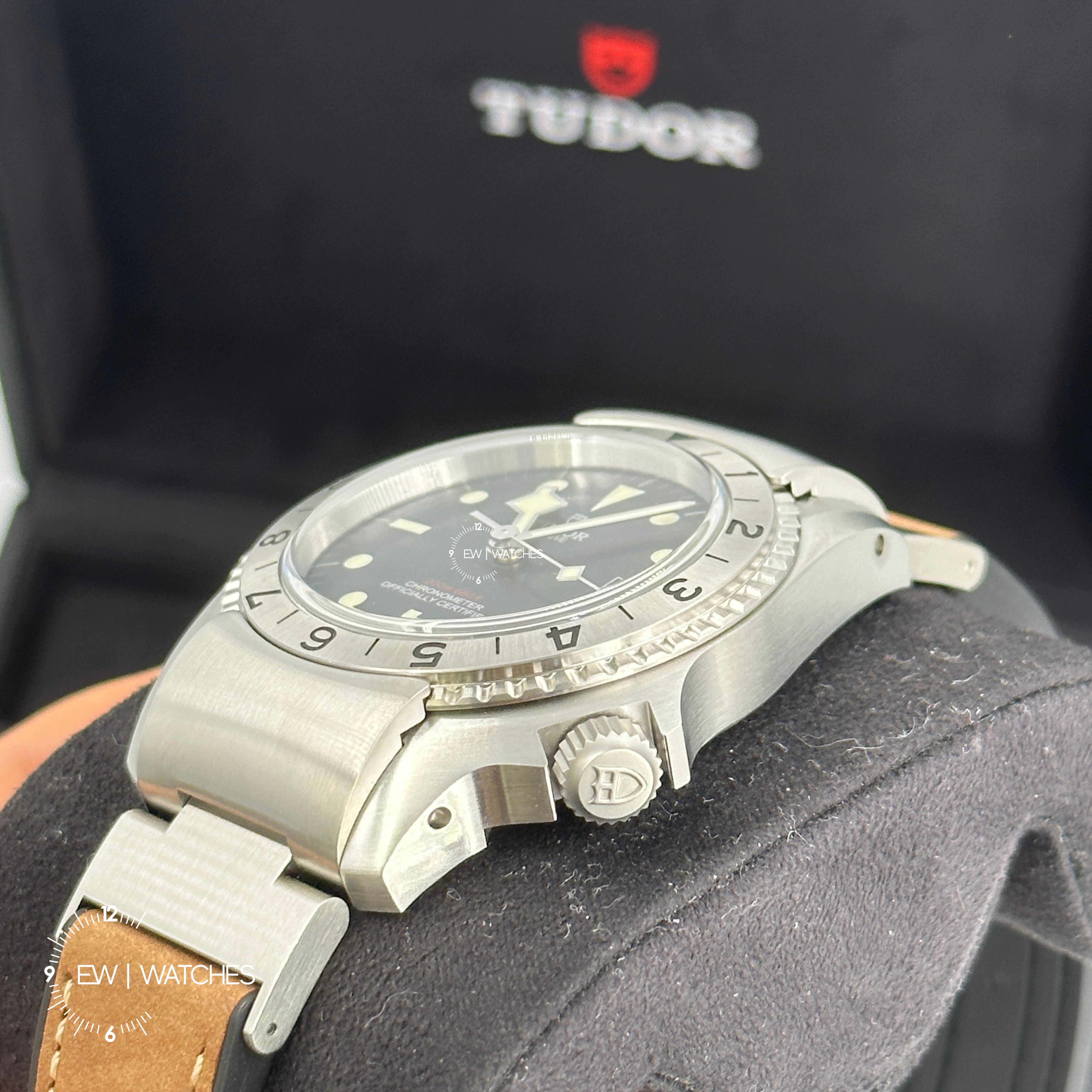 Tudor Black Bay P01 42mm 70150-0001 Black Leather 2024