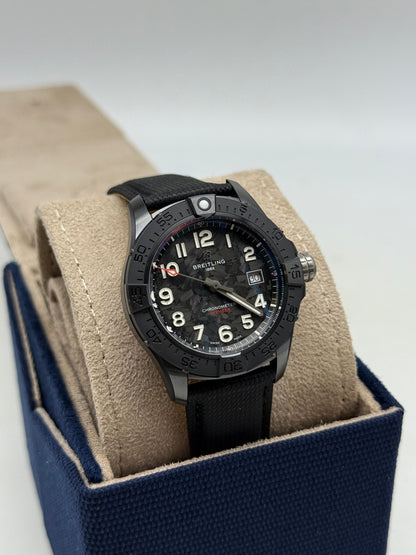 Breitling Avenger 42 mm Automatik 42 Night Mission S17328101B1X1 2025