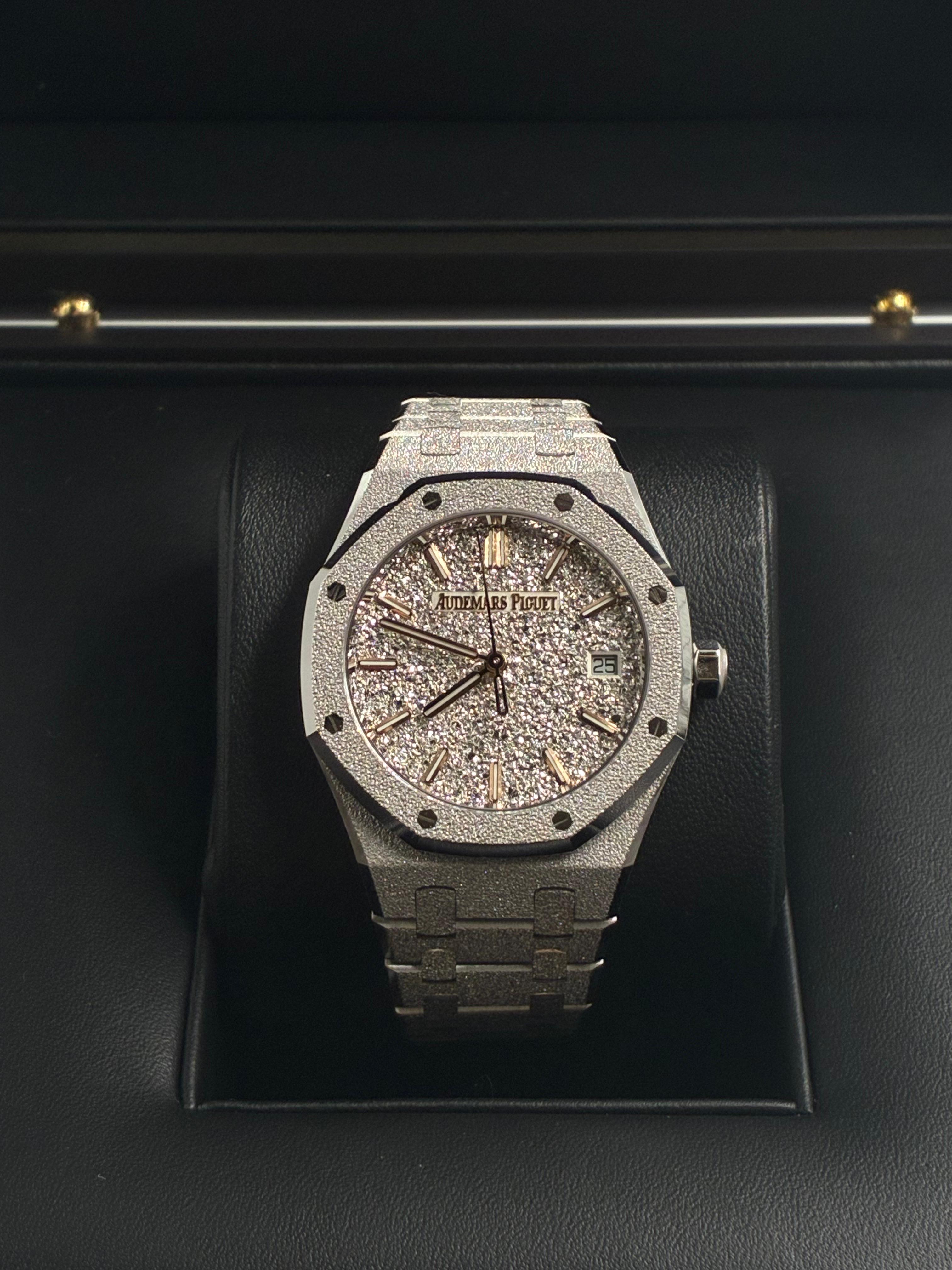 Audemars Piguet  77450bc.GG.1361BC.01