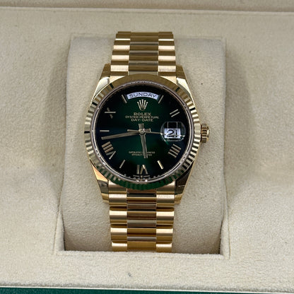 ROLEX Day-Date 36 128238 GREEN ROMAN OMBRE 2025