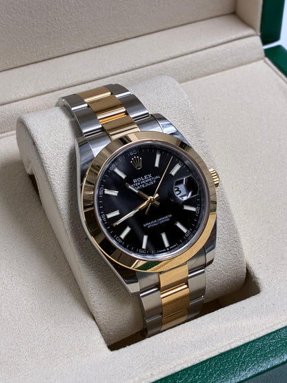 Rolex Datejust 41 126303 Black Index Oyster