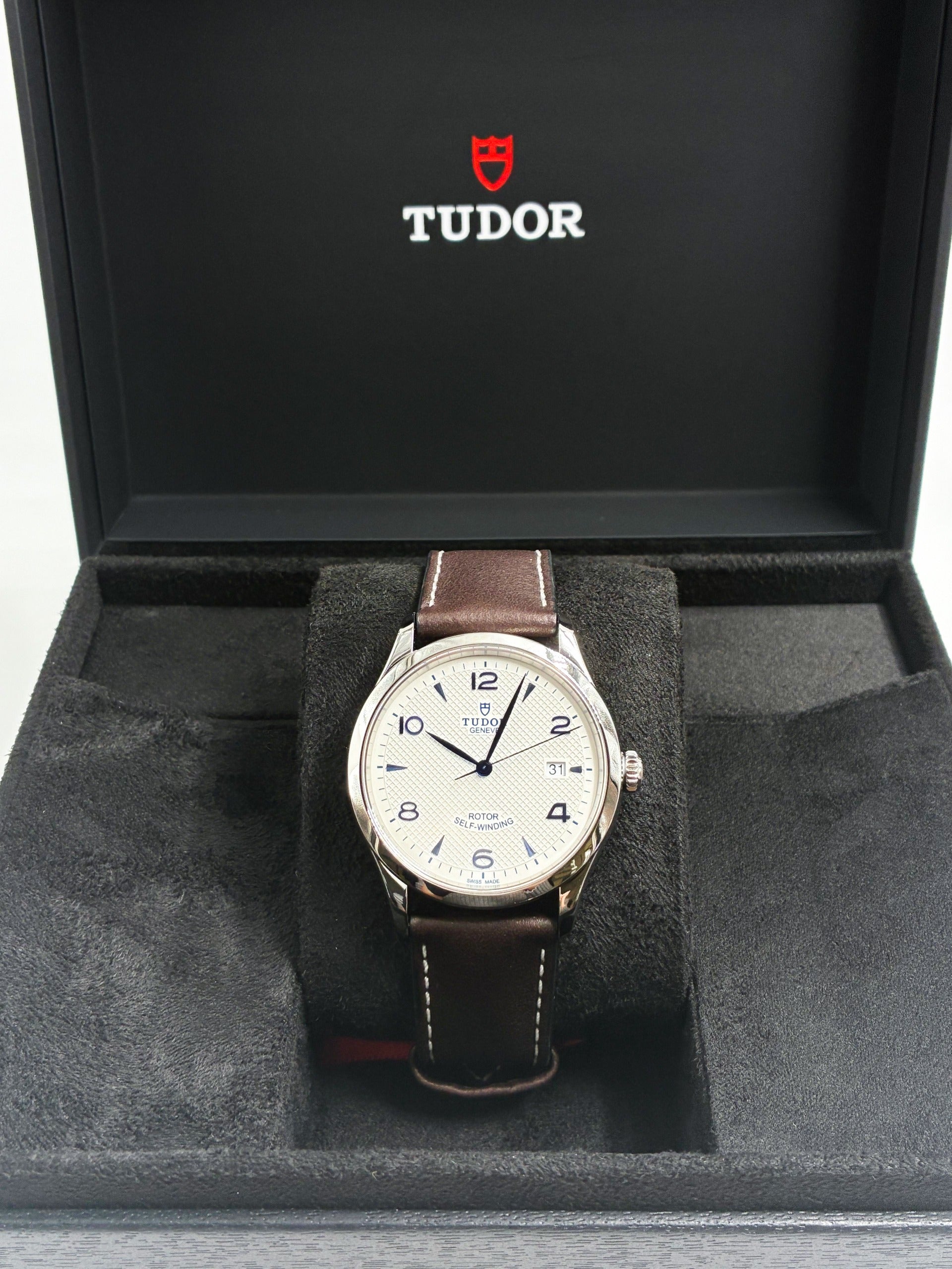 Tudor 1926 M91550-0010