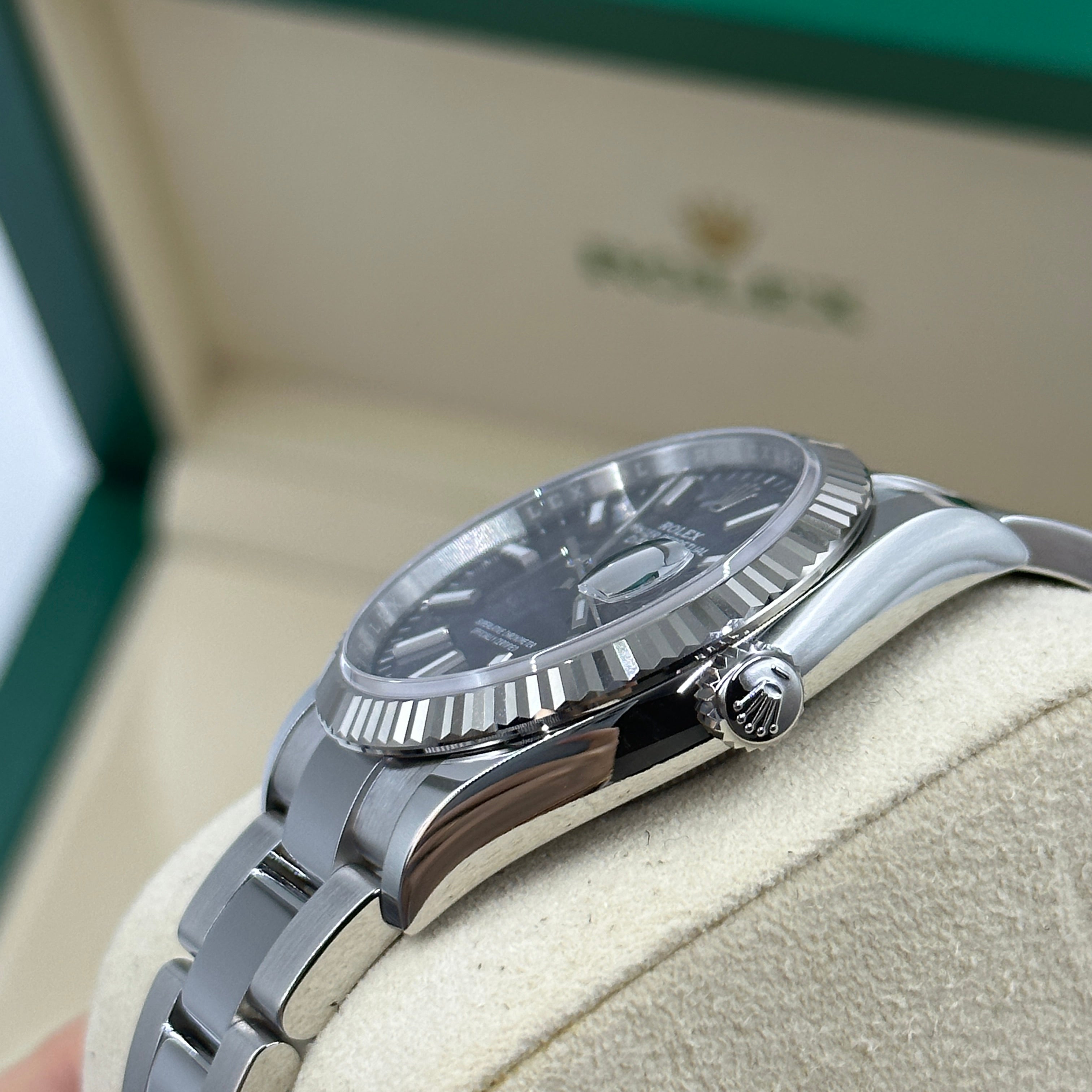 Rolex Datejust 36 126234 Blauer Index Oyster 2025