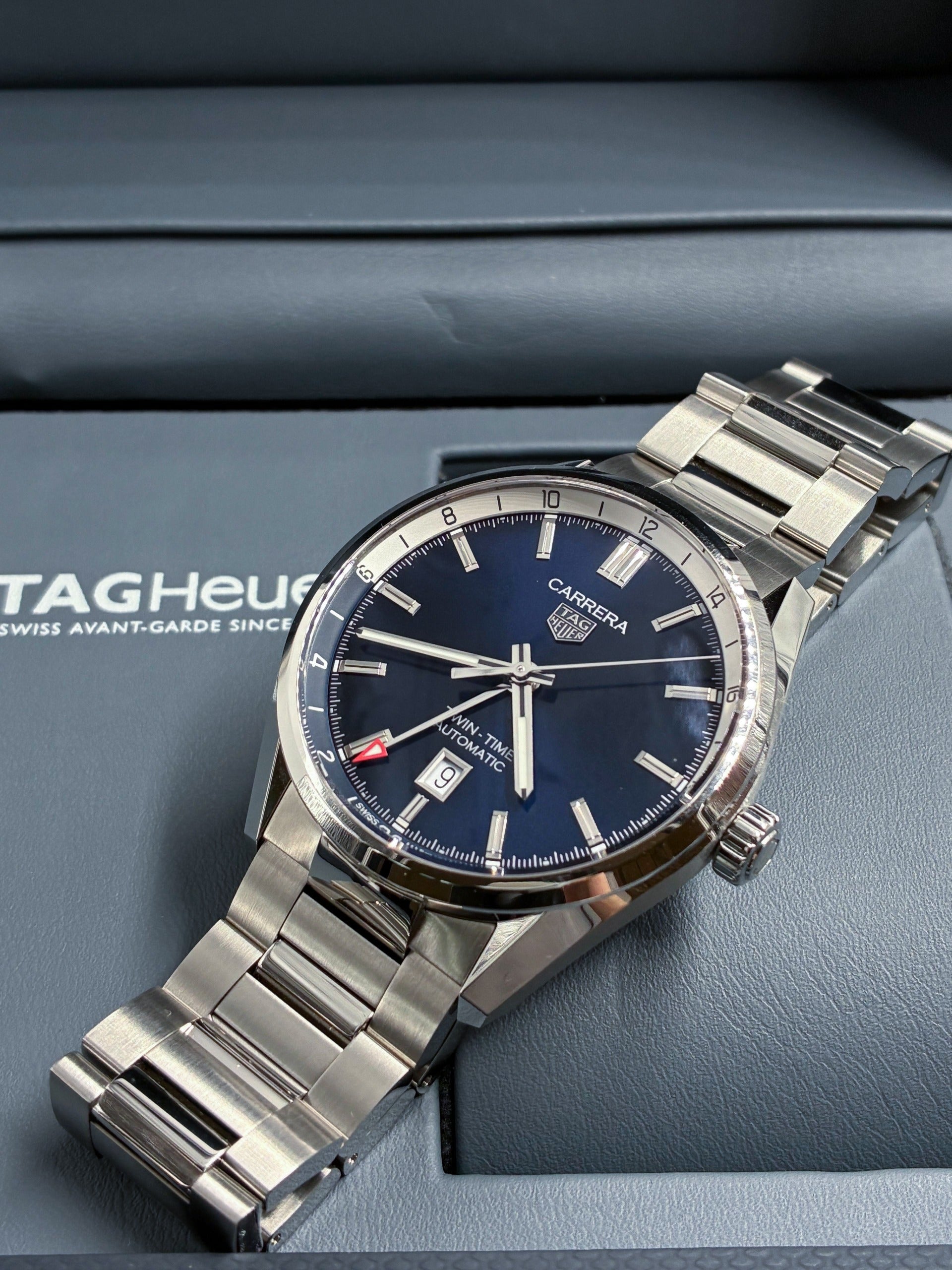 TAG Heuer Carrera Twin Time WBN201A.BA0640
