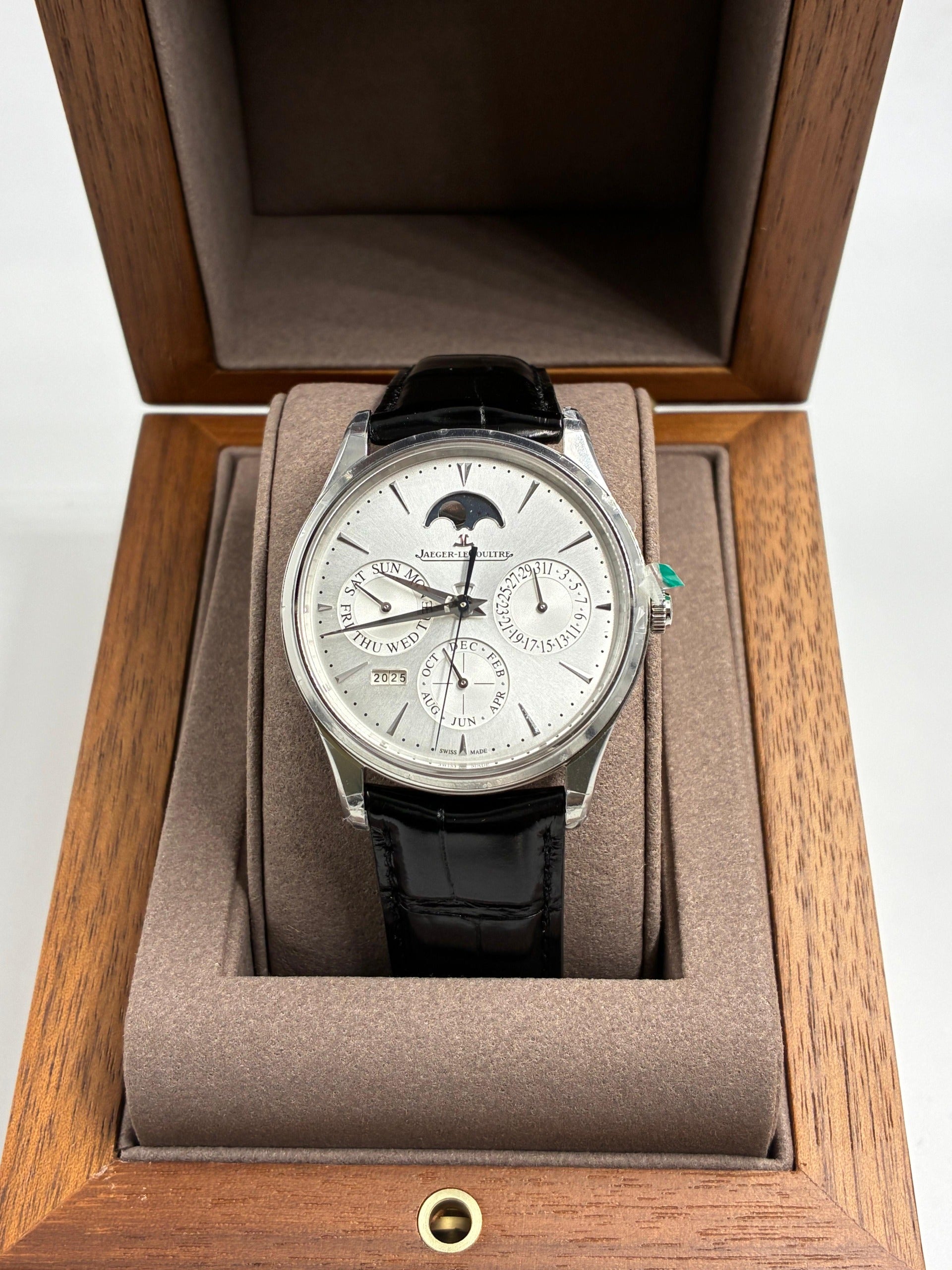 Jaeger-LeCoultre Master Ultra Thin CollectionQ114842J