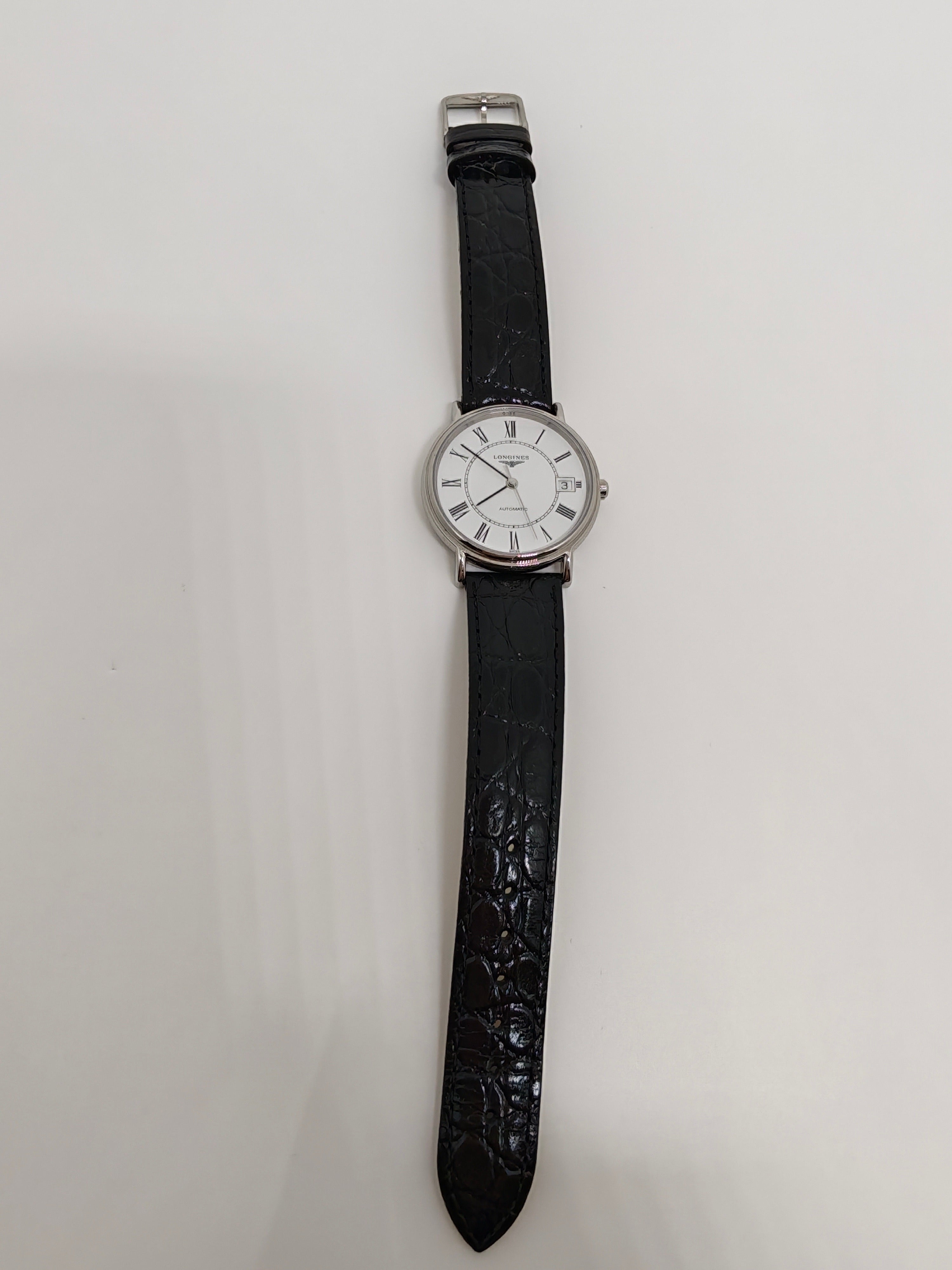 Longines White Automatic Presence Stainless L4.821.4.11.2  2026