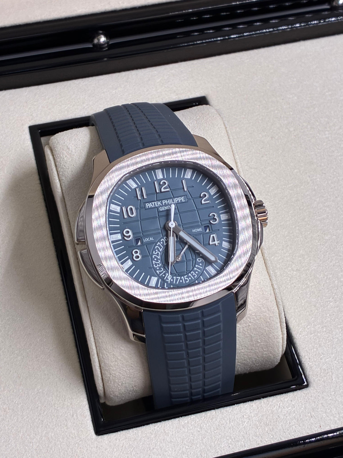 Patek Philippe Aquanaut 5164G-001  2025
