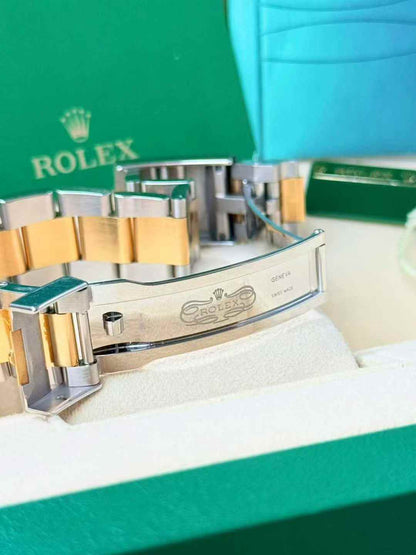 Rolex 116523 black diamond oyster 10.5 links