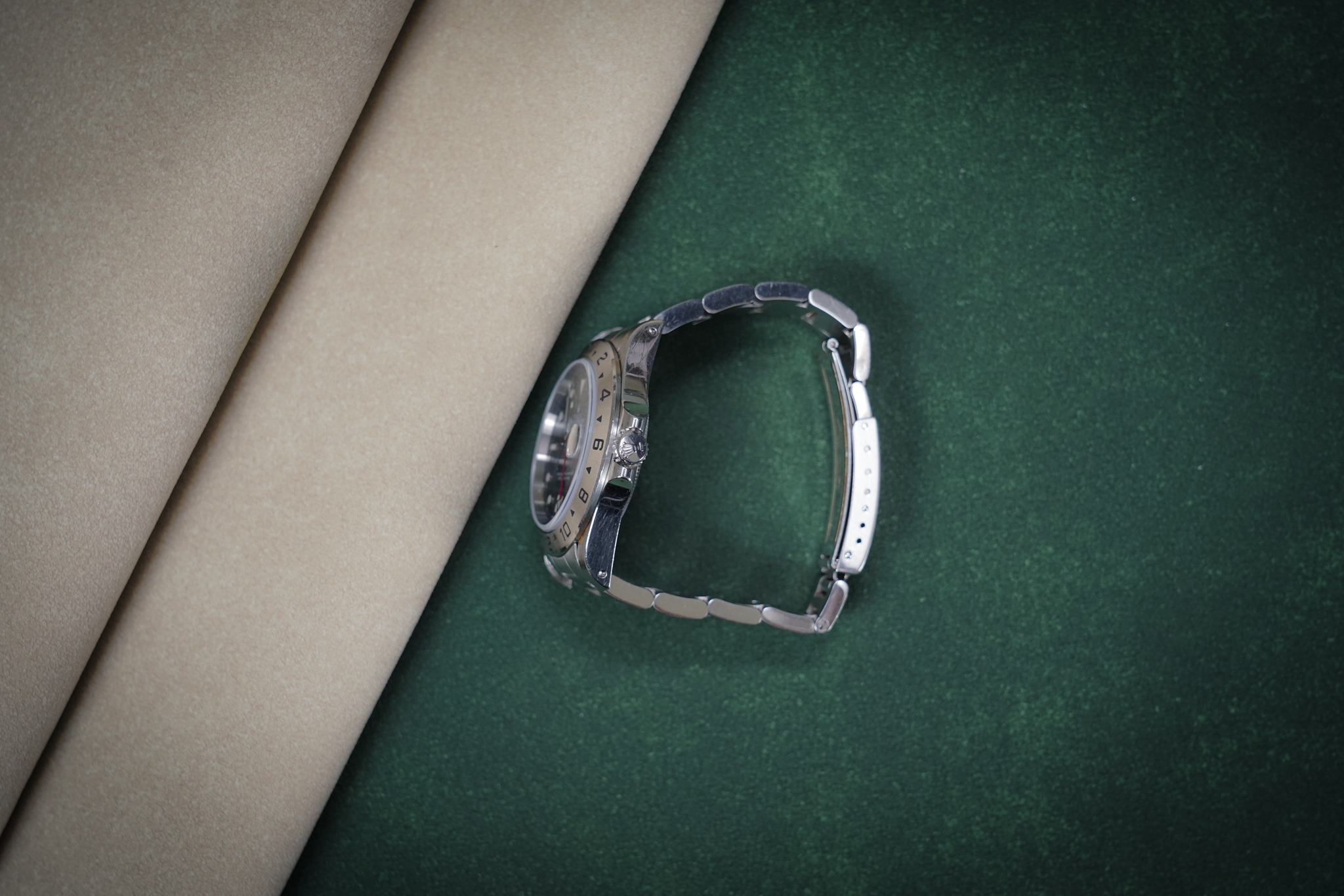 ROLEX 16570 black oyster 1993 original paper