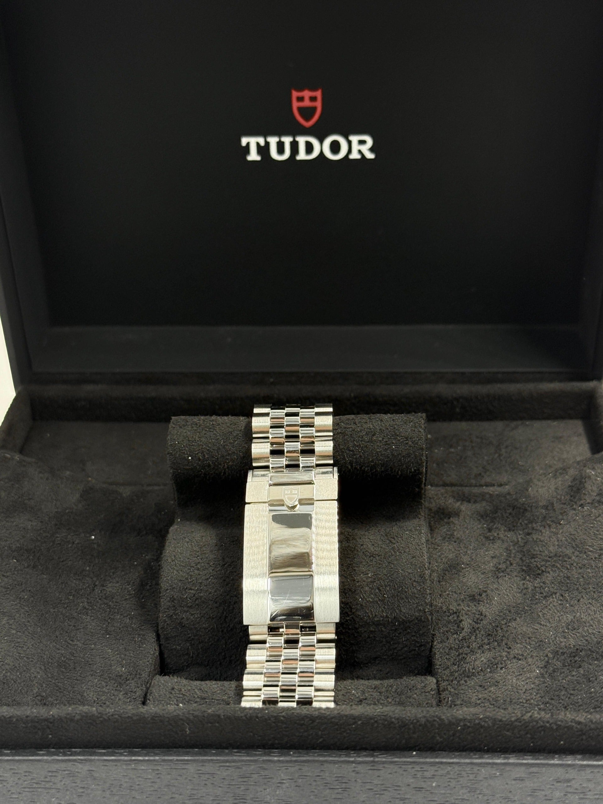 Tudor Black Bay M79660-0001 BLACK