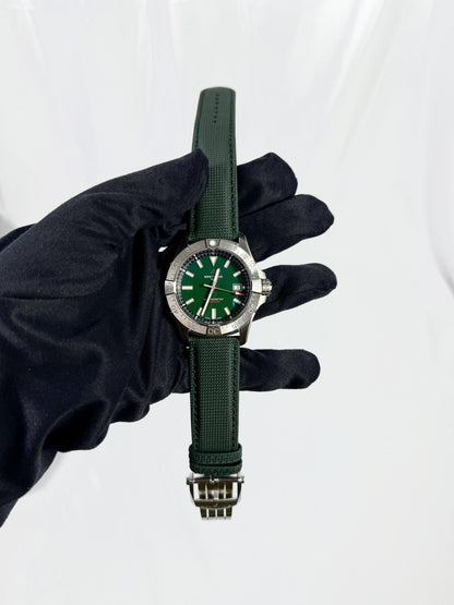 Breitling Avenger automatic 42 A17328101L1X1