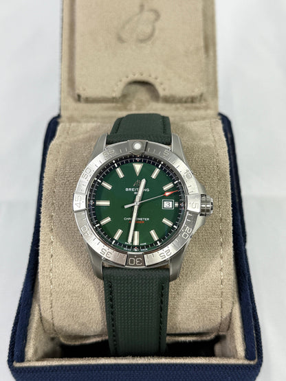 Breitling Avenger automatic 42 A17328101L1X1