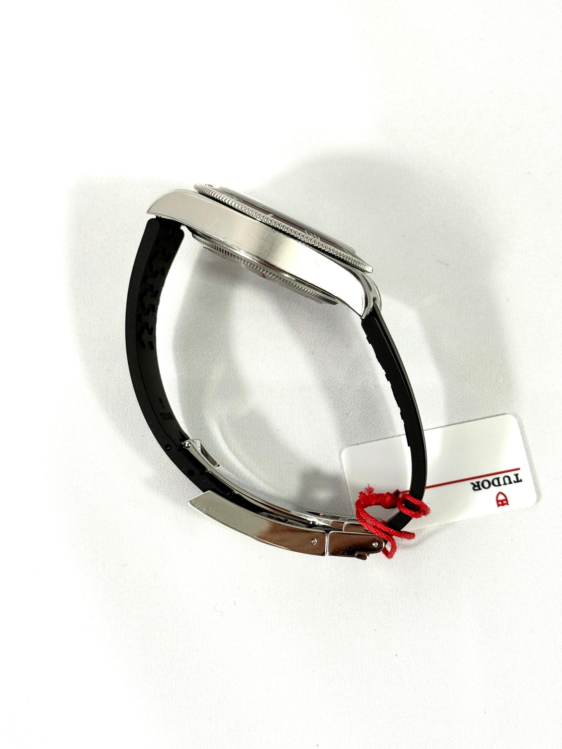 Tudor Black Bay 41 mm 7941A1A0Ru-0002 Gummi 2025