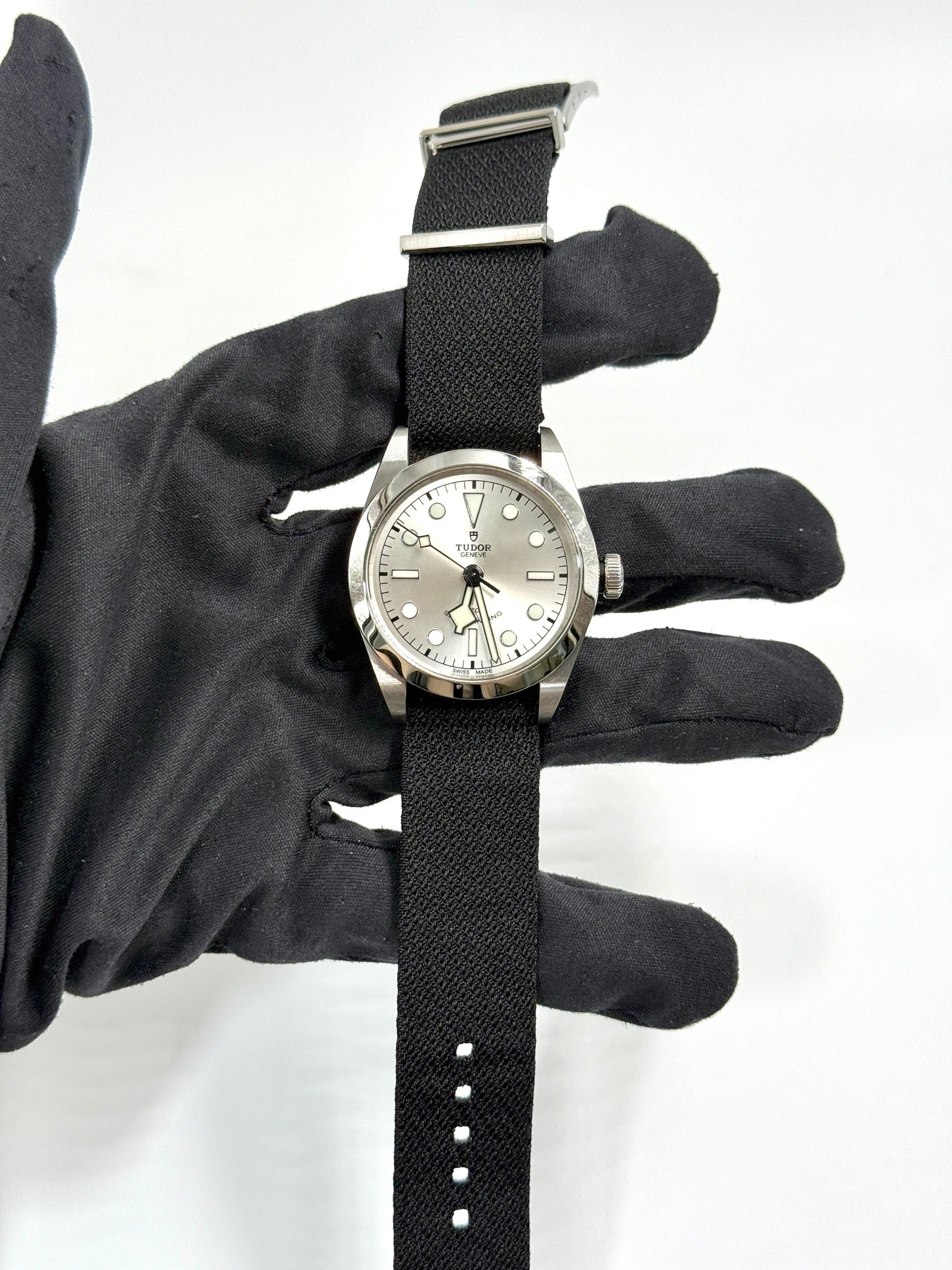 Tudor Black Bay 36 36mm 79500-0014 Silber gewebt 2023