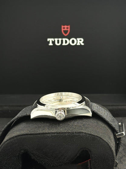Tudor Black Bay 36 36mm 79500-0014 Silber gewebt 2023
