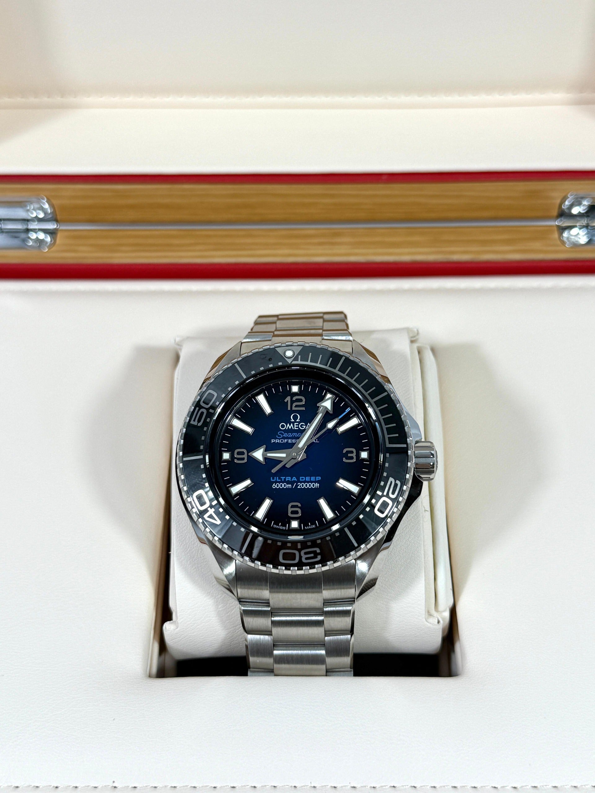 Omega Seamaster Planet Ocean 6000M 45,5 mm 215.30.46.21.03.001 2023