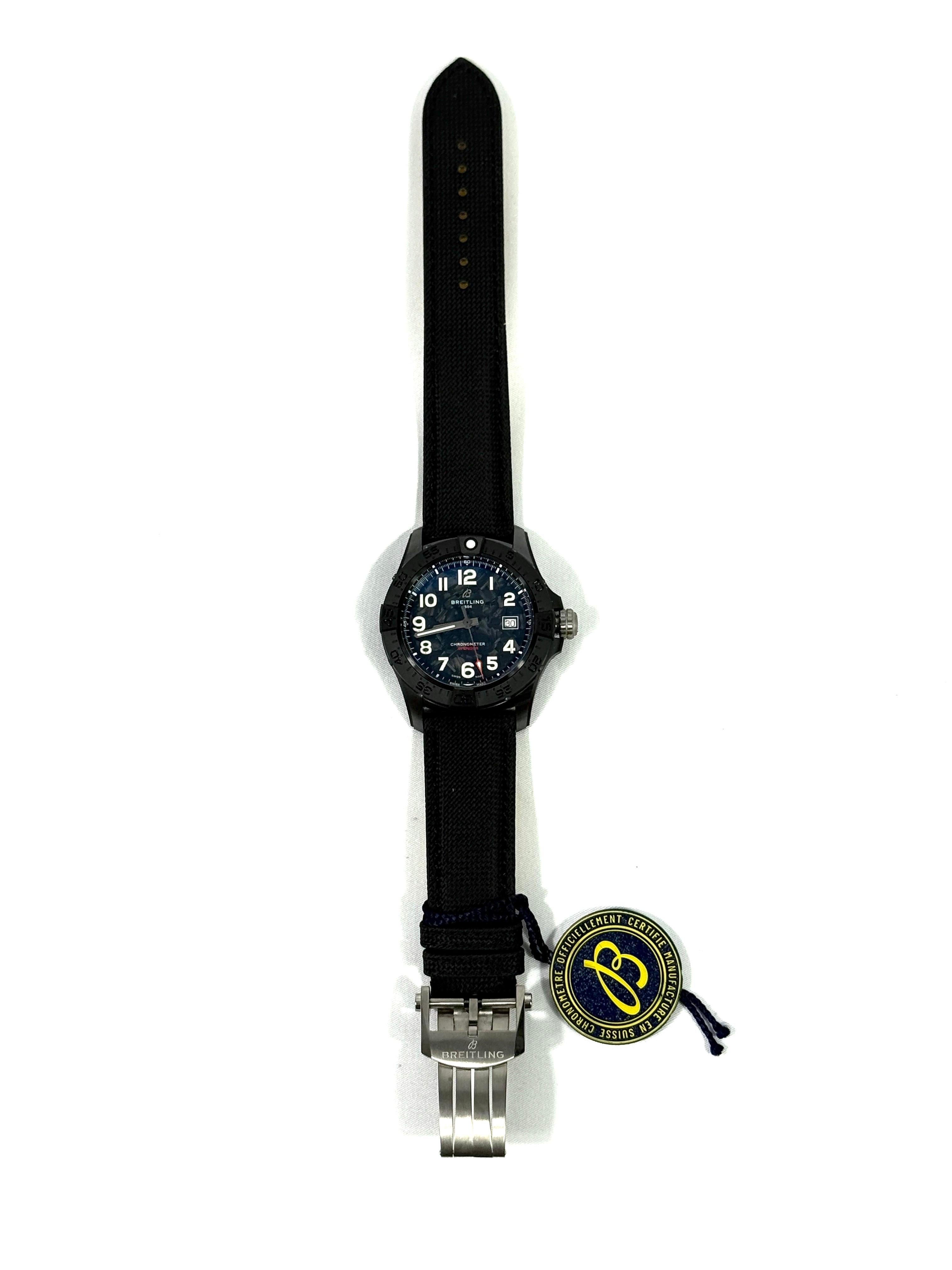 Breitling Avenger 42 mm Automatik 42 Night Mission S17328101B1X1 2025