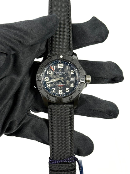 Breitling Avenger 42 mm Automatik 42 Night Mission S17328101B1X1 2025