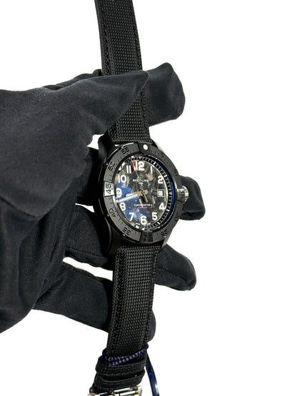 Breitling Avenger 42 mm Automatik 42 Night Mission S17328101B1X1 2025