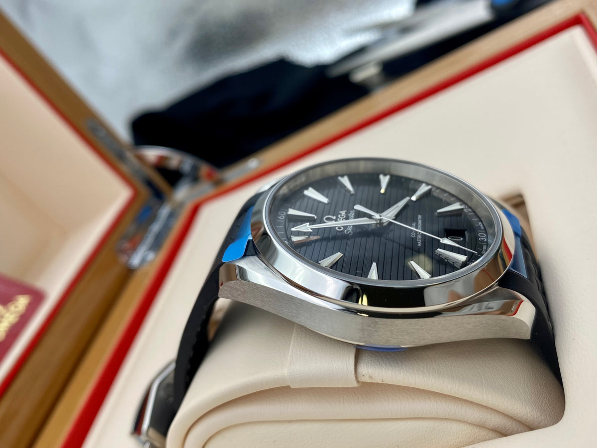 Omega 220.12.41.21.01.001 Seamaster Aqua Terra 150M Master Chronometer 41