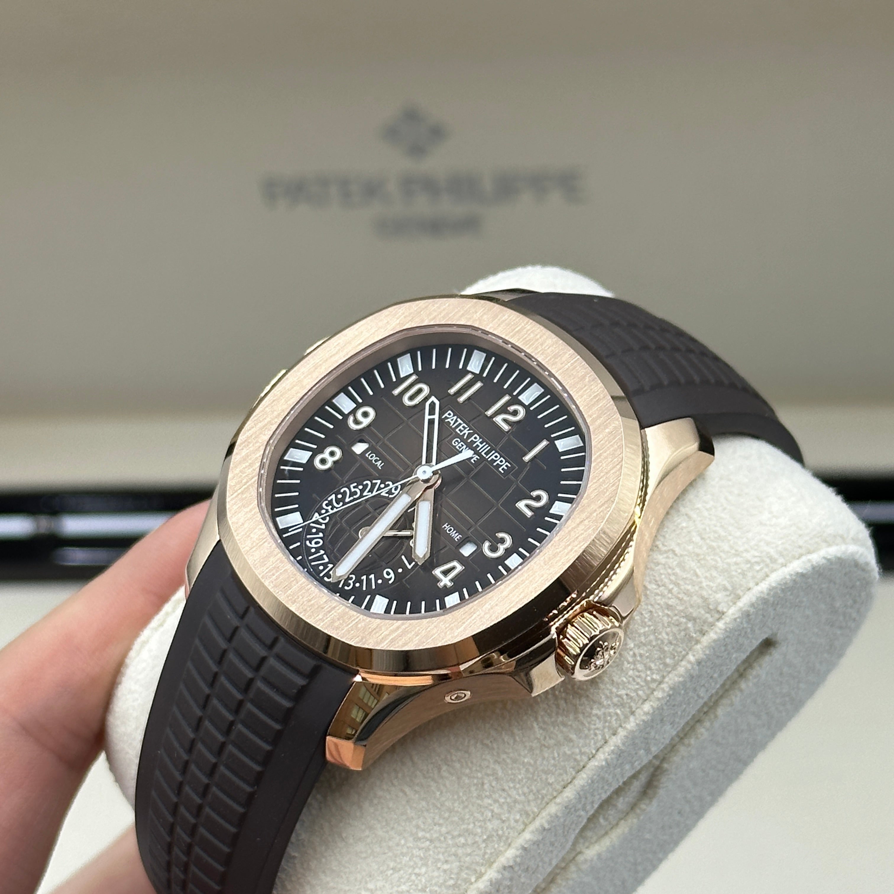 Patek Philippe Aquanaut Travel Time 5164R-001