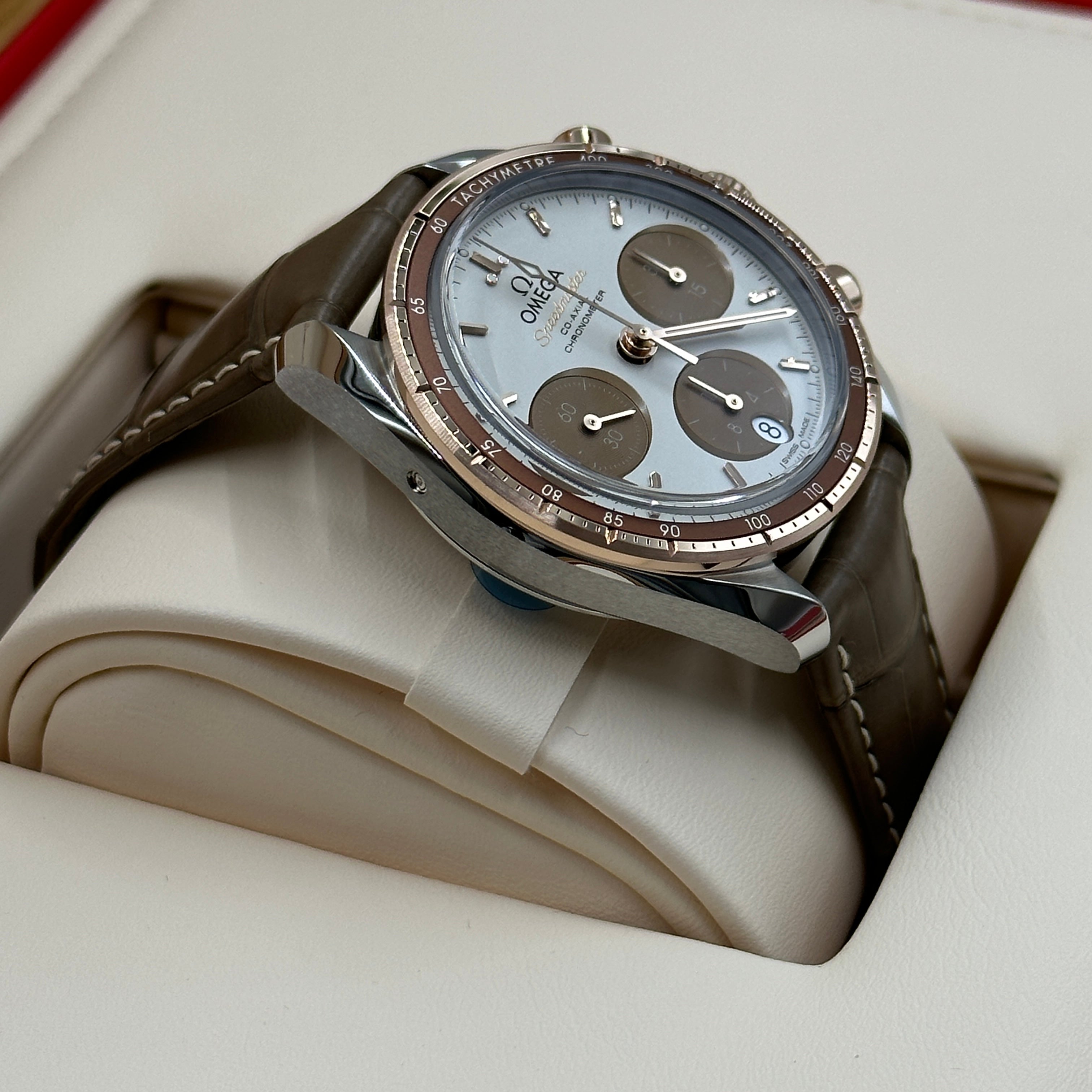 Omega 324.23.38.50.02.002 Speedmaster 38 mm 2026