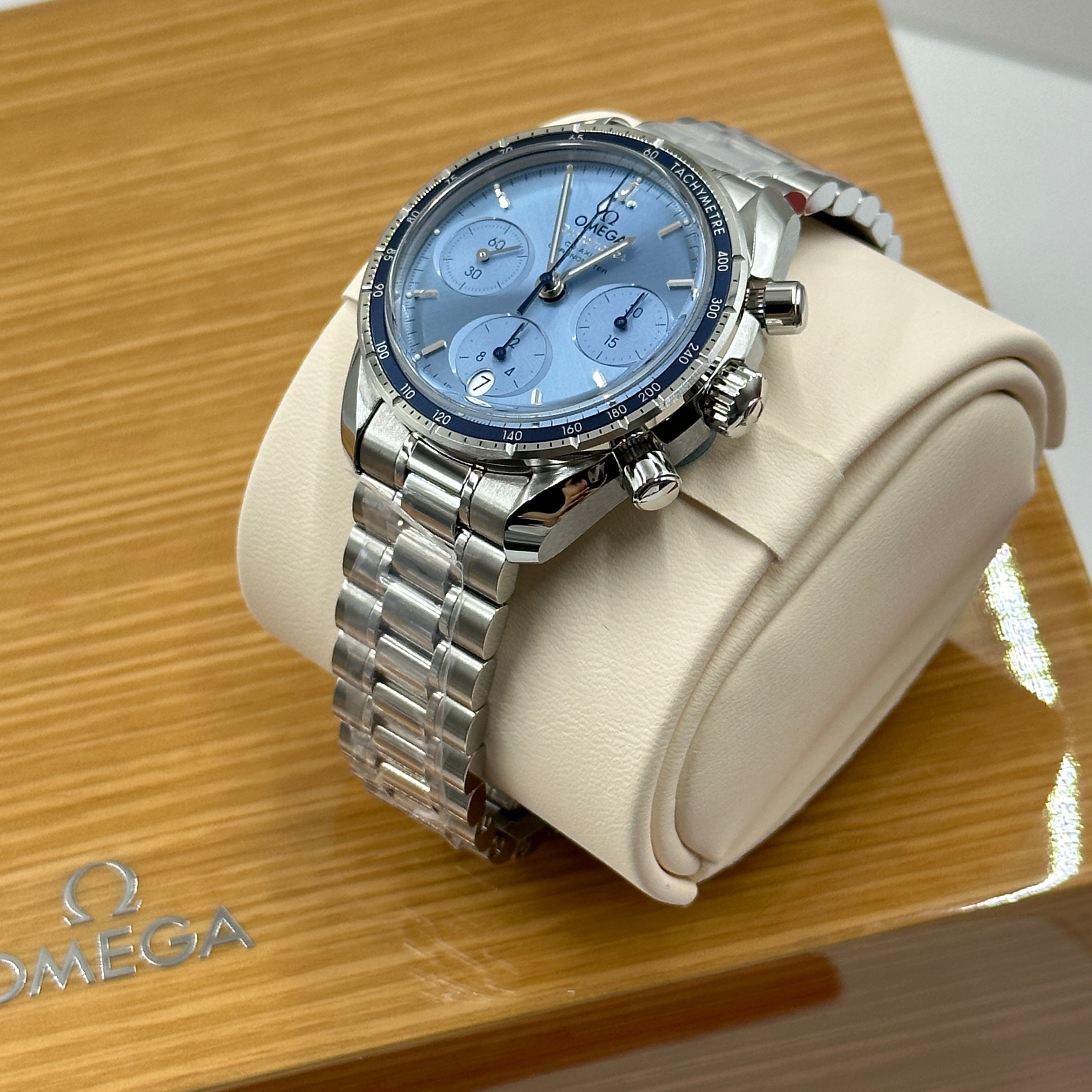 Omega Speedmaster 38 324.30.38.50.03.001 2026