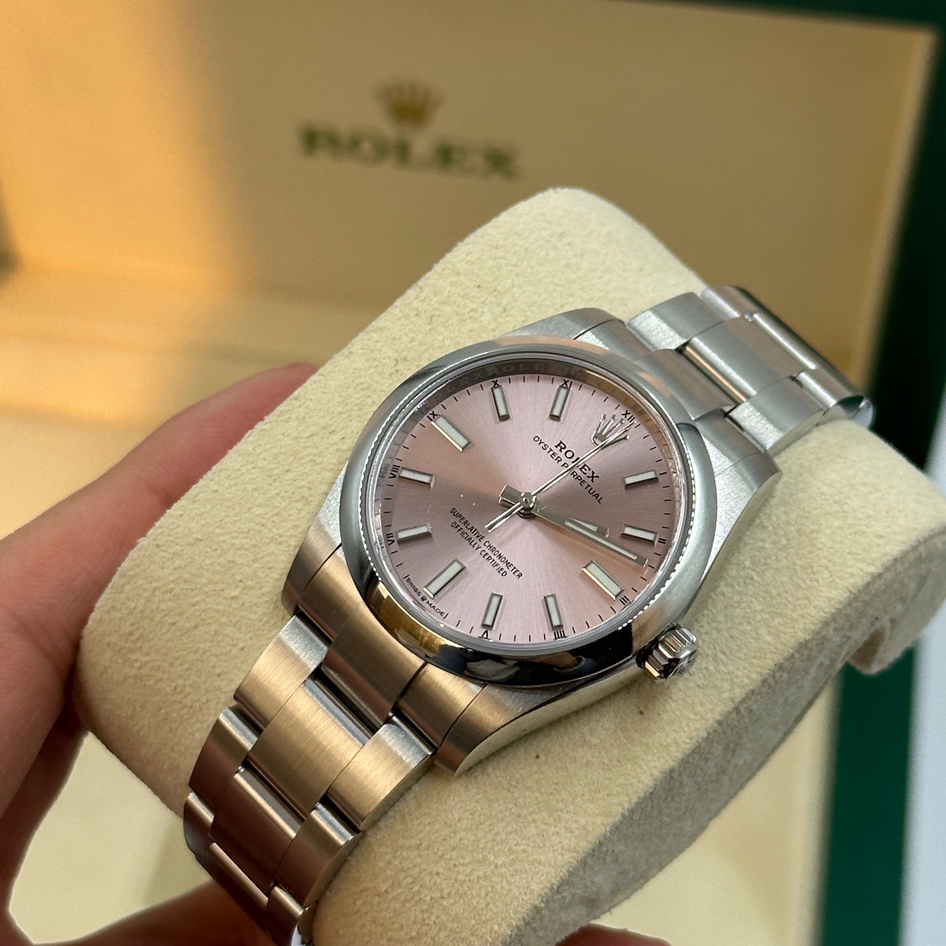 Rolex Oyster Perpetual 34 124200 Rosa 2025