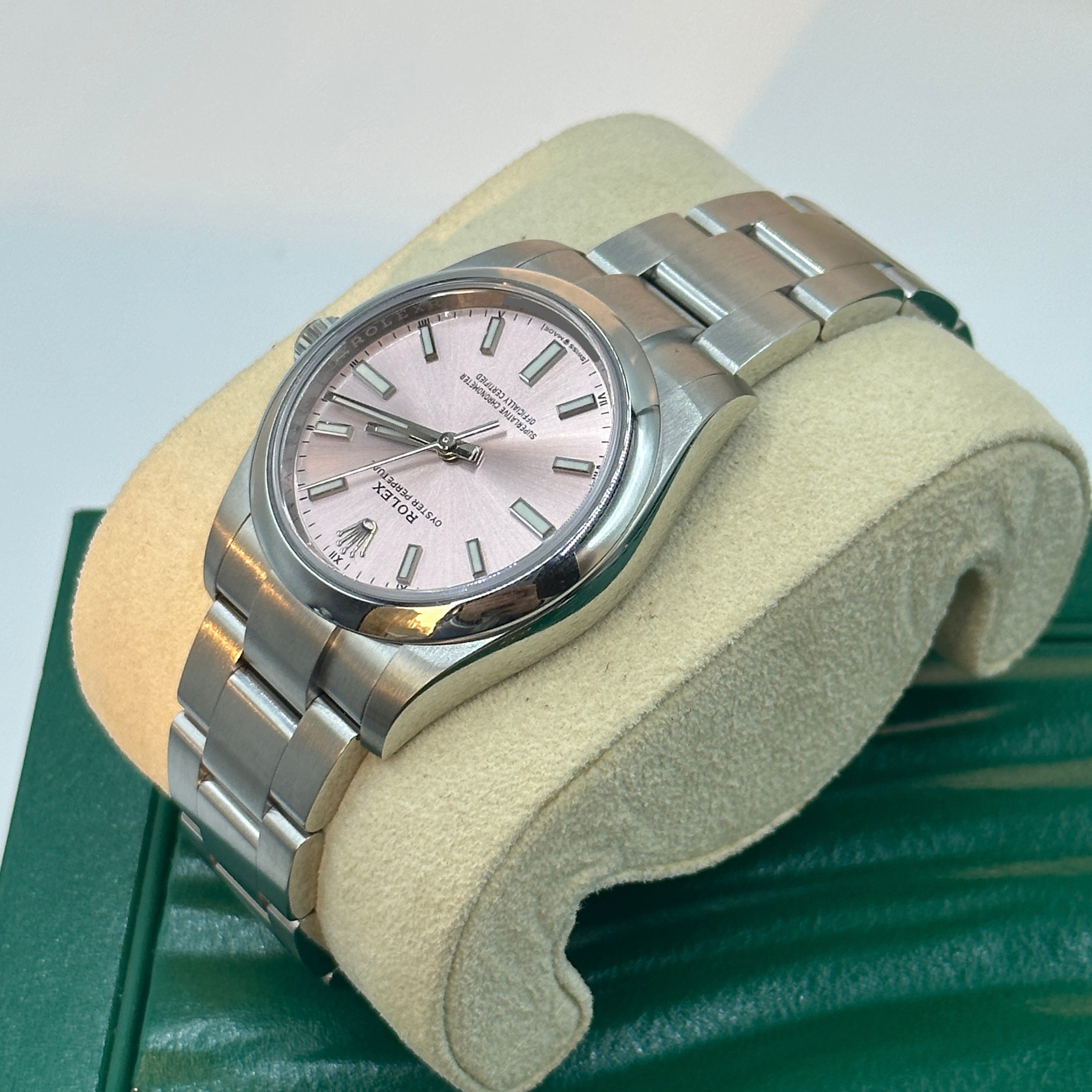 Rolex Oyster Perpetual 34 124200 Rosa 2025