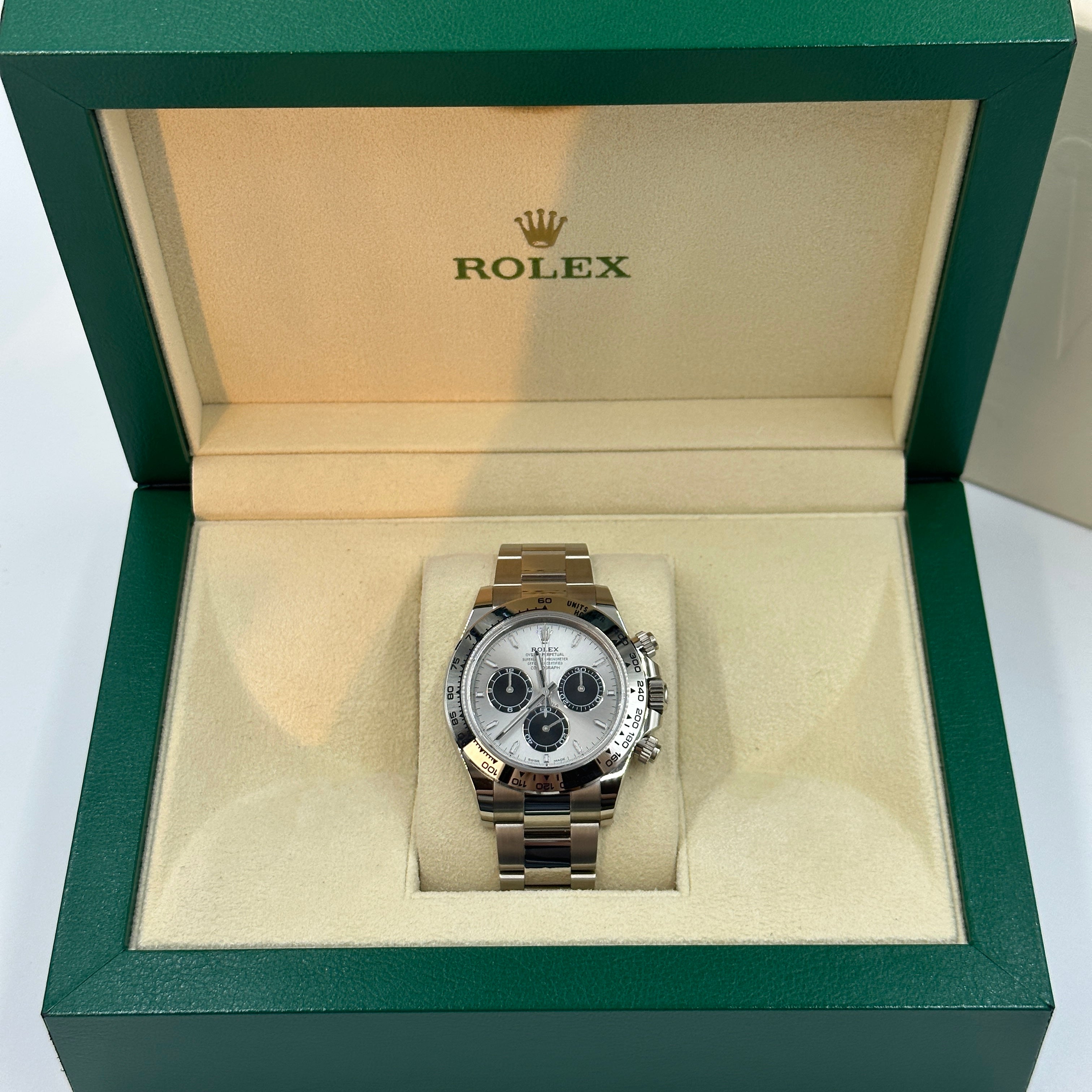 Rolex Cosmograph Daytona 126509 Stahl und leuchtendes Schwarz