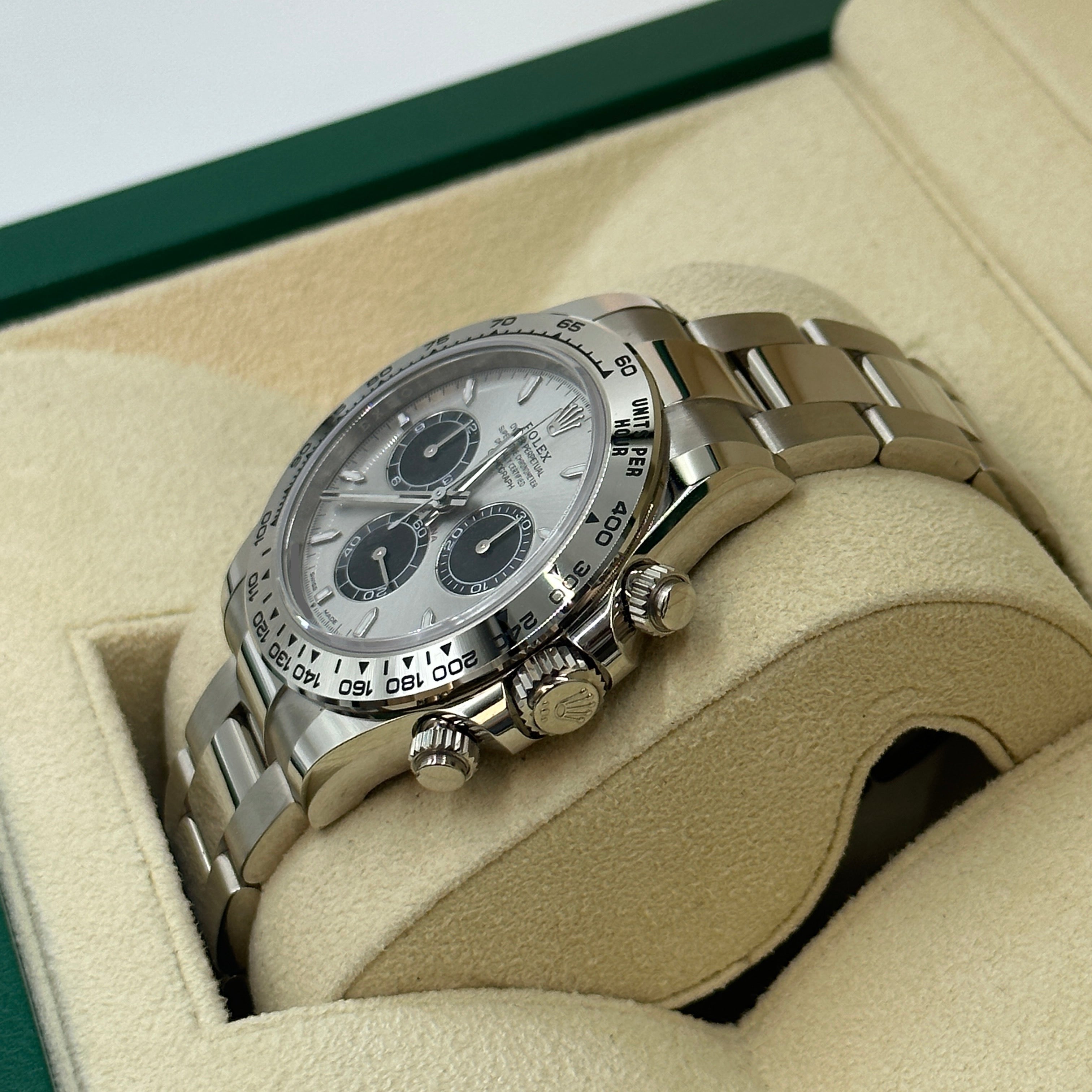 Rolex Cosmograph Daytona 126509 Stahl und leuchtendes Schwarz