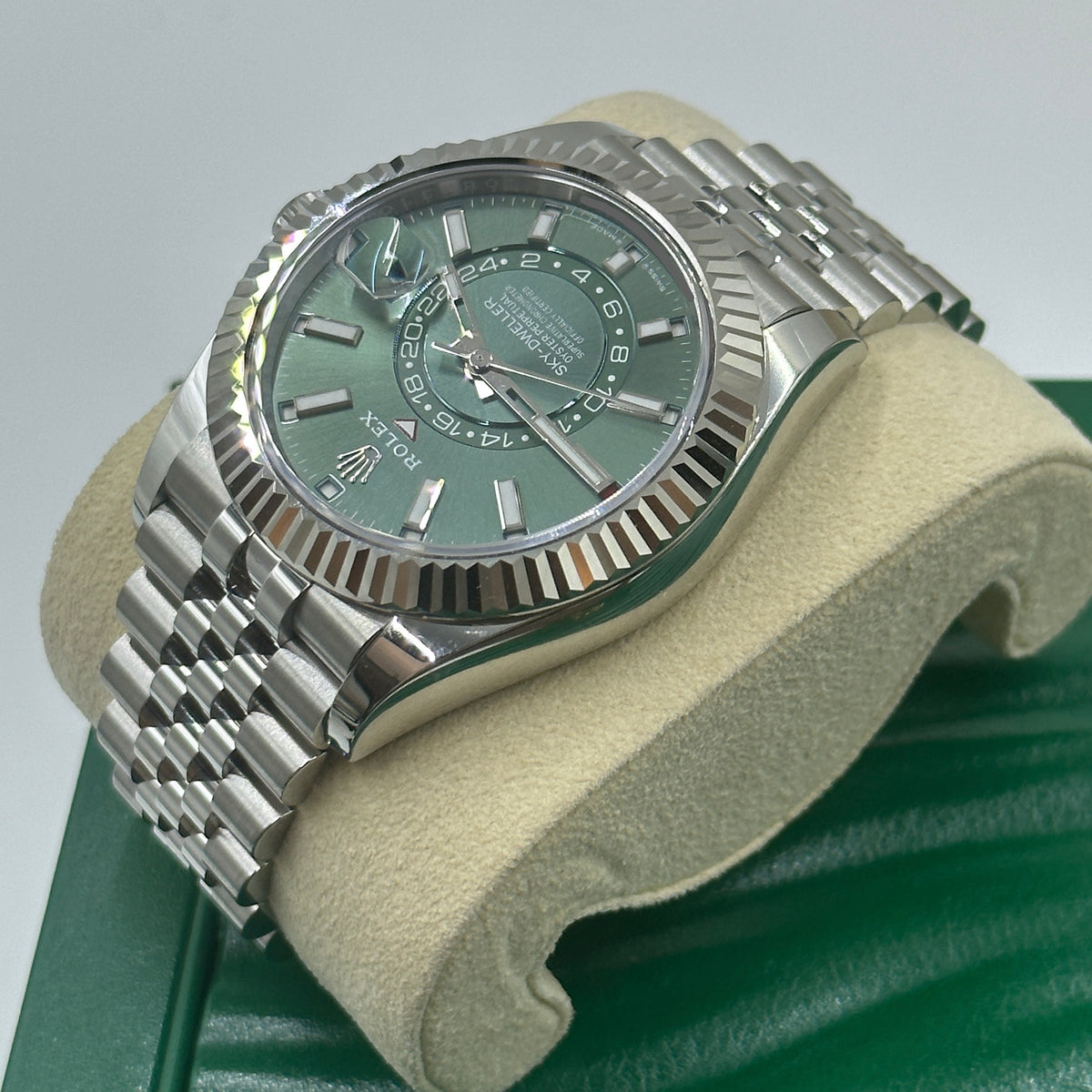 Rolex Sky-Dweller 336934 Green Jubilee 2026