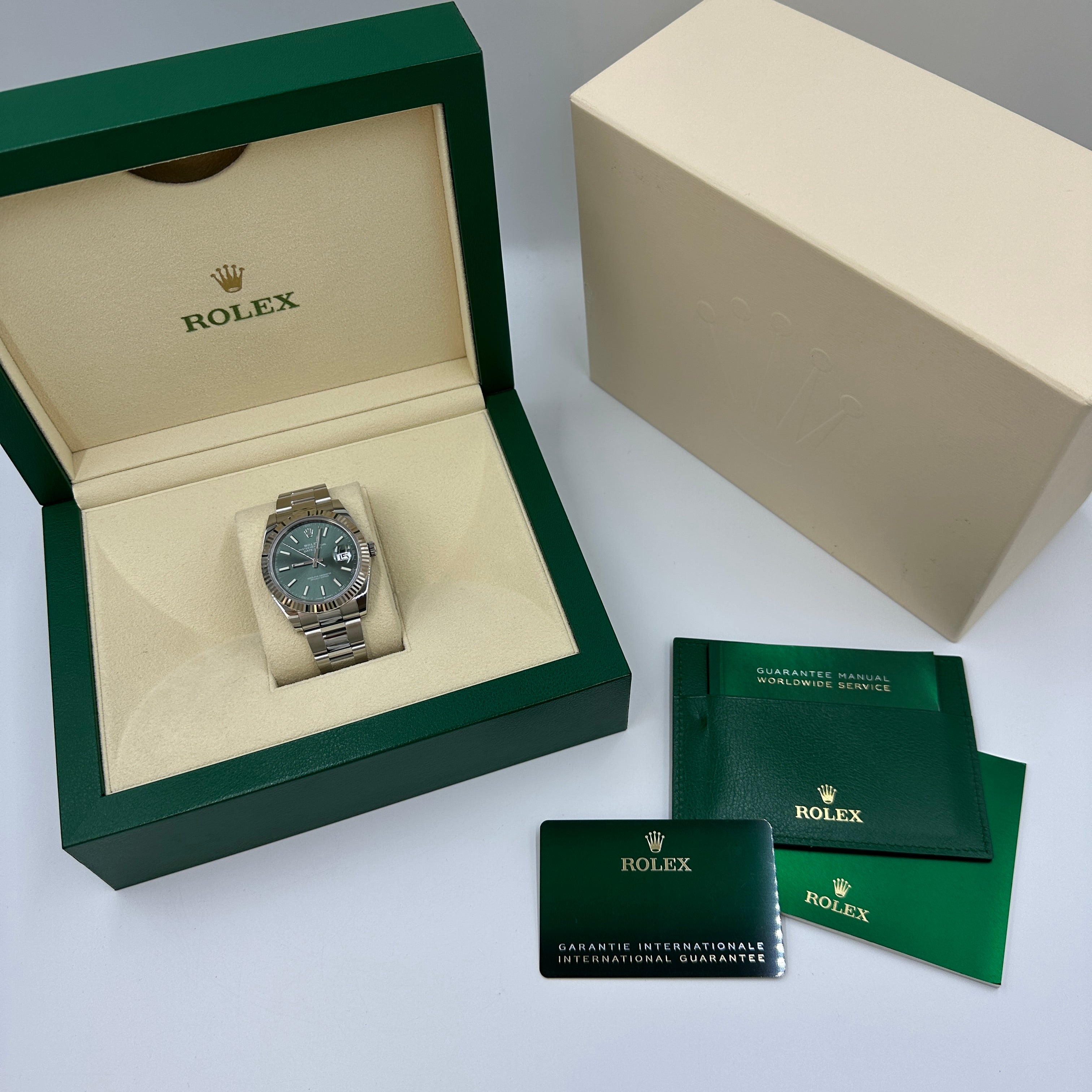 Rolex Datejust 41 126334 Mintgrüner Index Oyster 2025