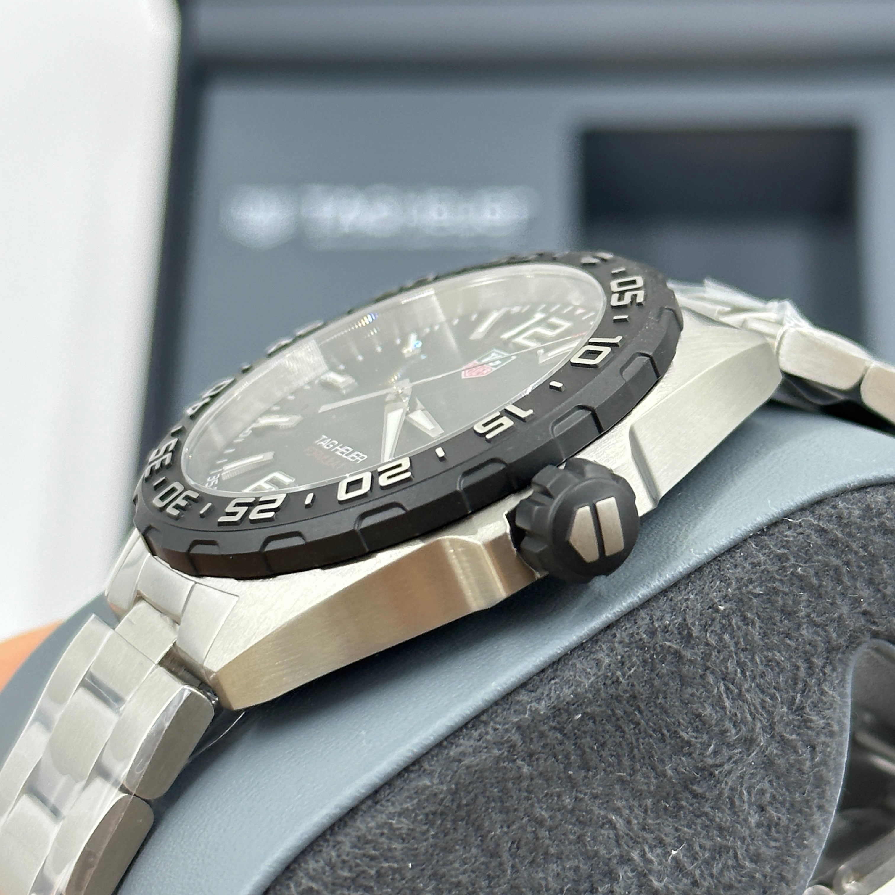 Tag Heuer Formula 1 Date 41mm WAZ1110.BA0875