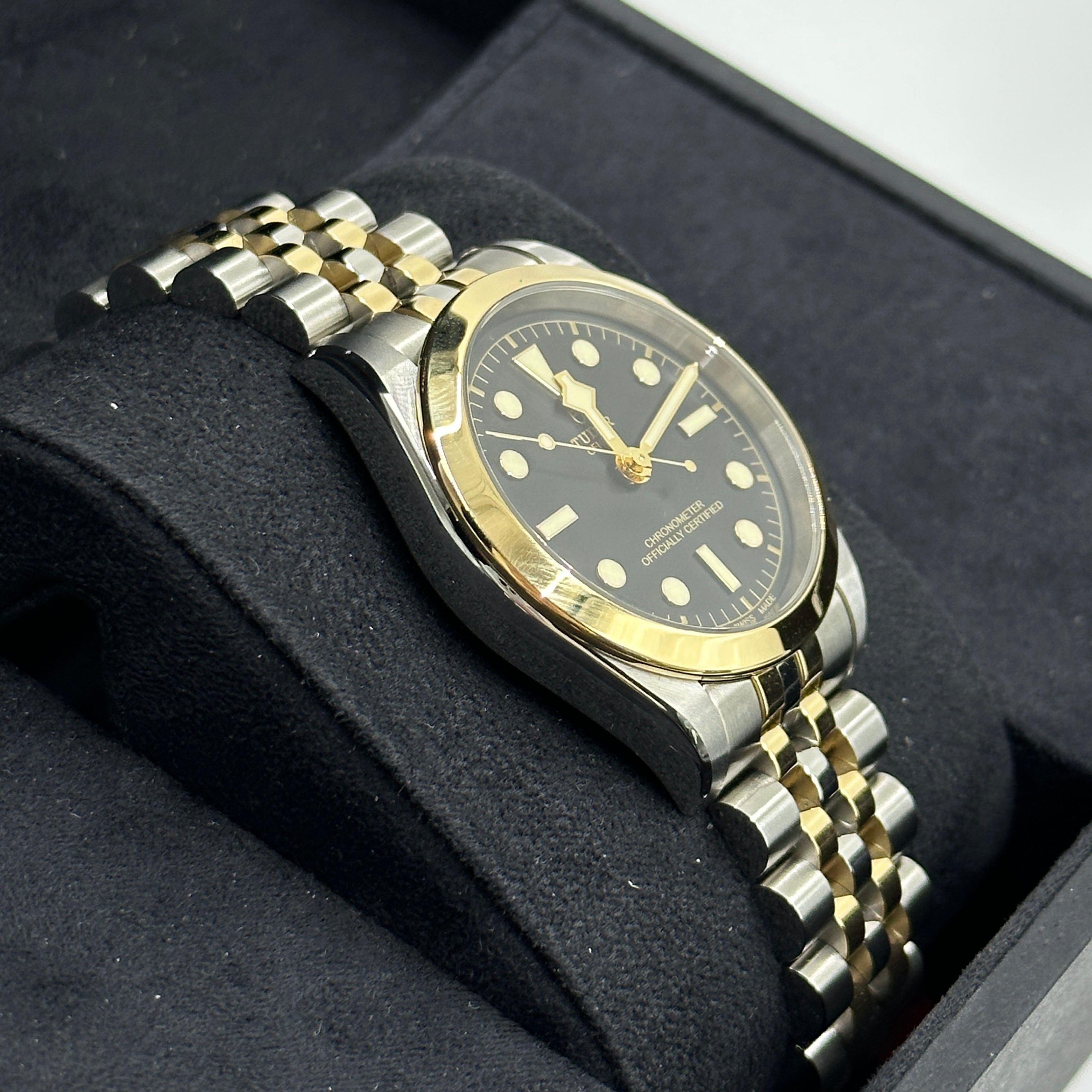 Tudor Black Bay 79643-0001 Black
