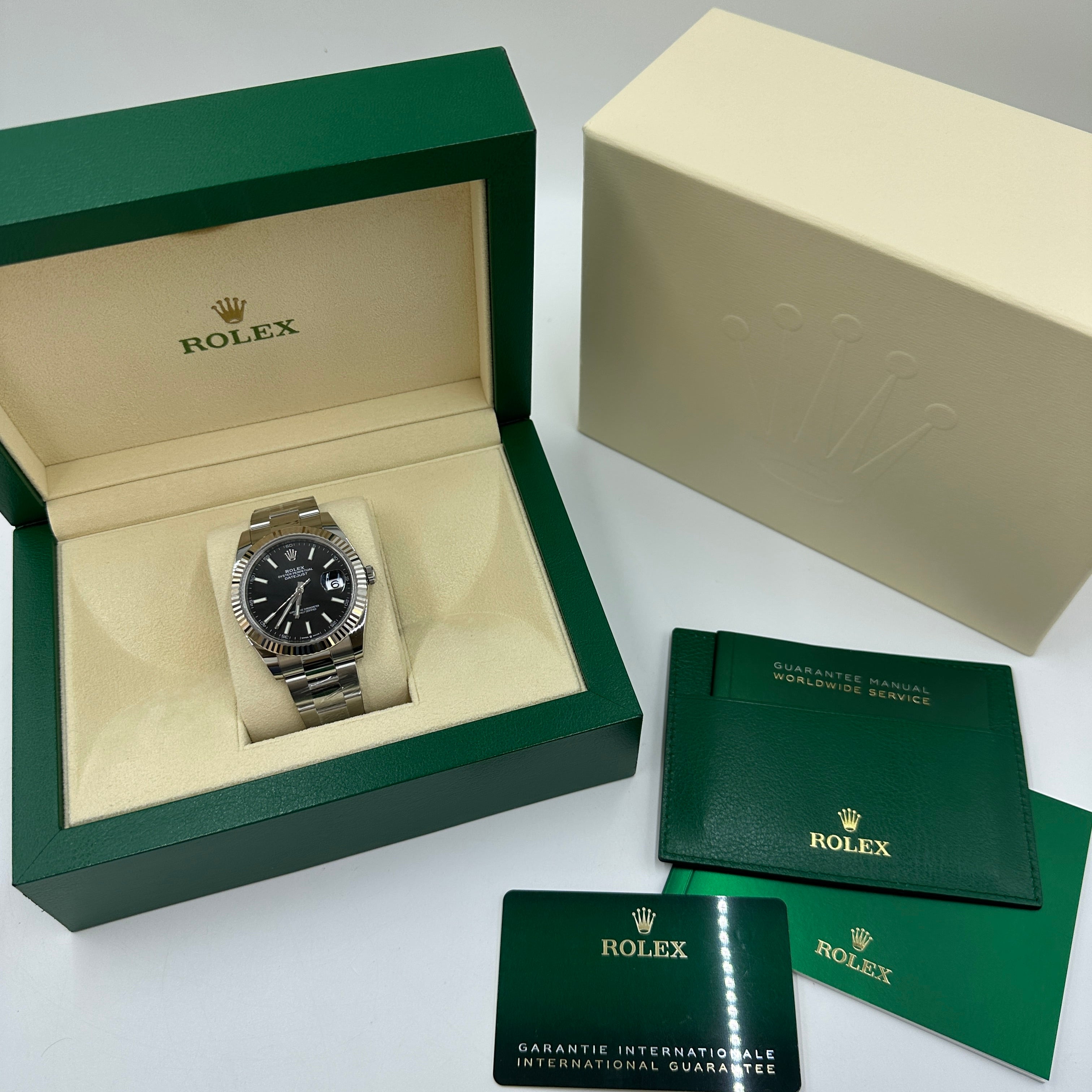 Rolex Datejust 41 126334 Schwarzer Index Oyster 2025