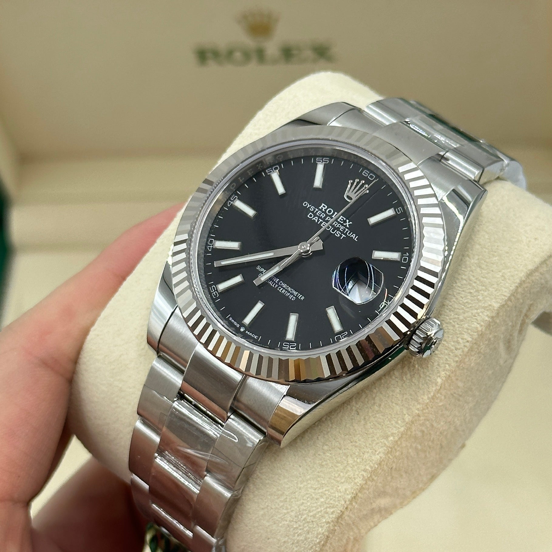 Rolex Datejust 41 126334 Schwarzer Index Oyster 2025