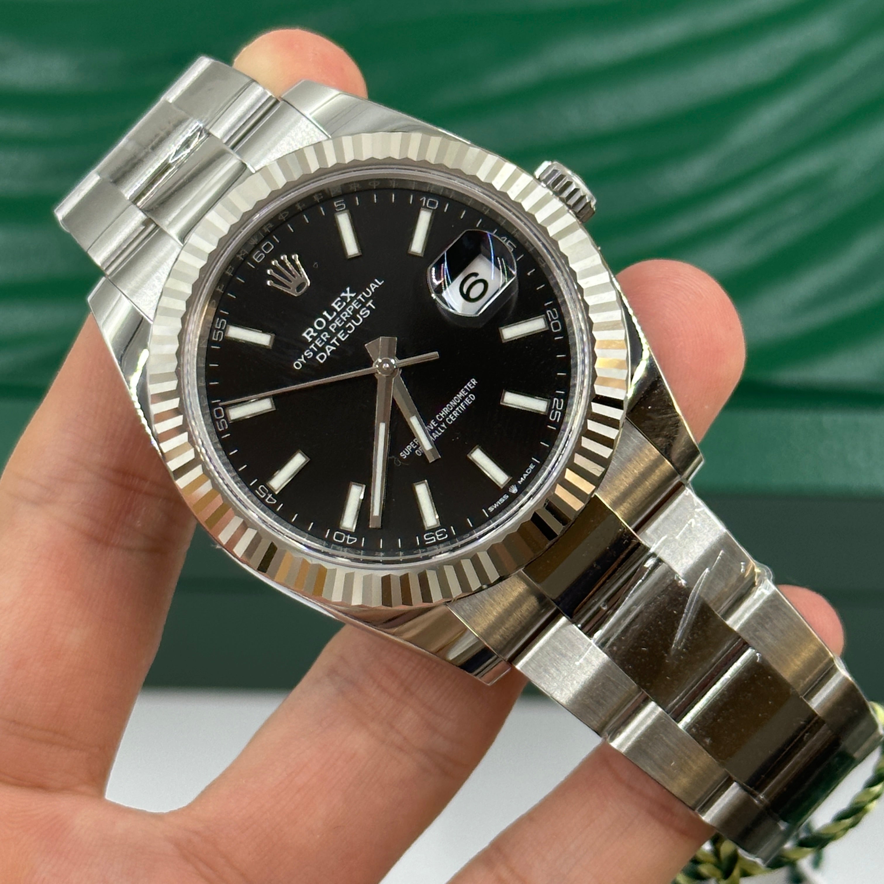 Rolex Datejust 41 126334 Schwarzer Index Oyster 2025