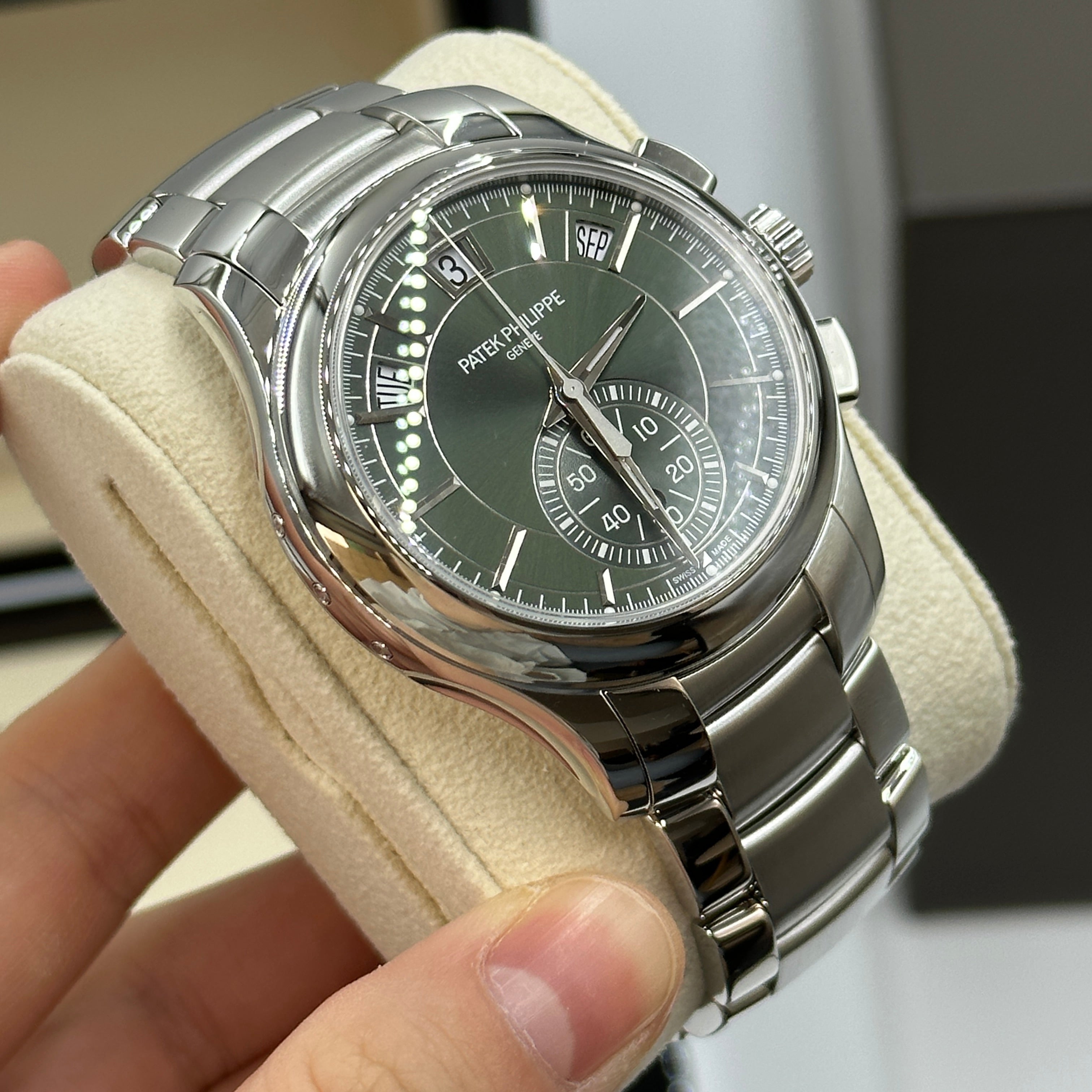 Patek Philippe 5905/1A-001 2025