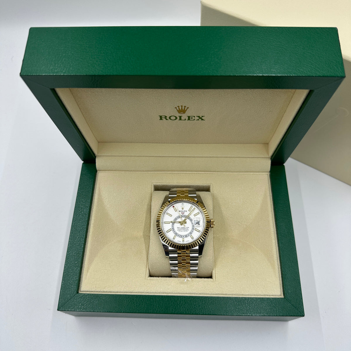 Rolex 326933 White Jubilee 2025