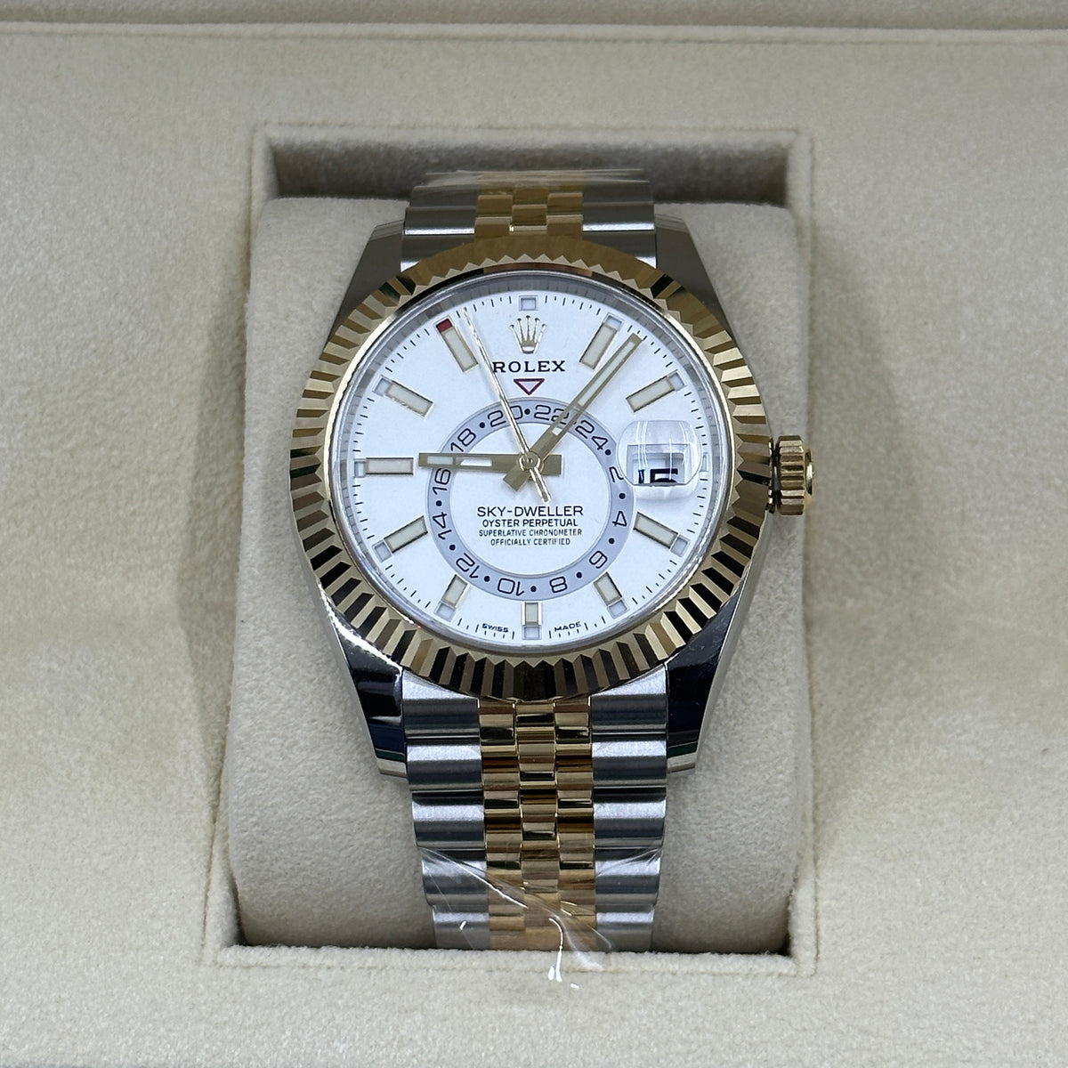 Rolex 326933 White Jubilee 2025