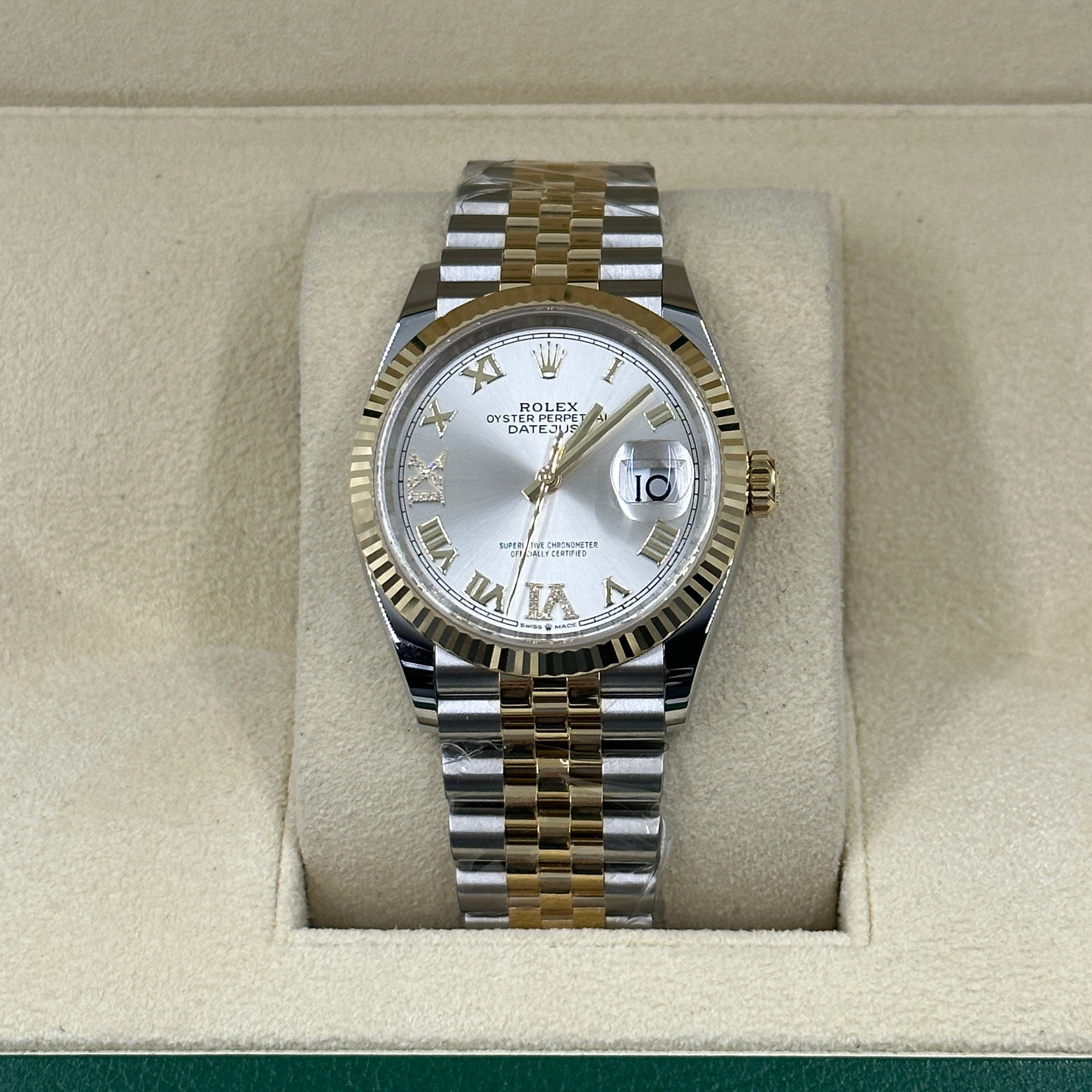Rolex Datejust 36 126233 SILBER VIIX Gelbgold Stahl JUB