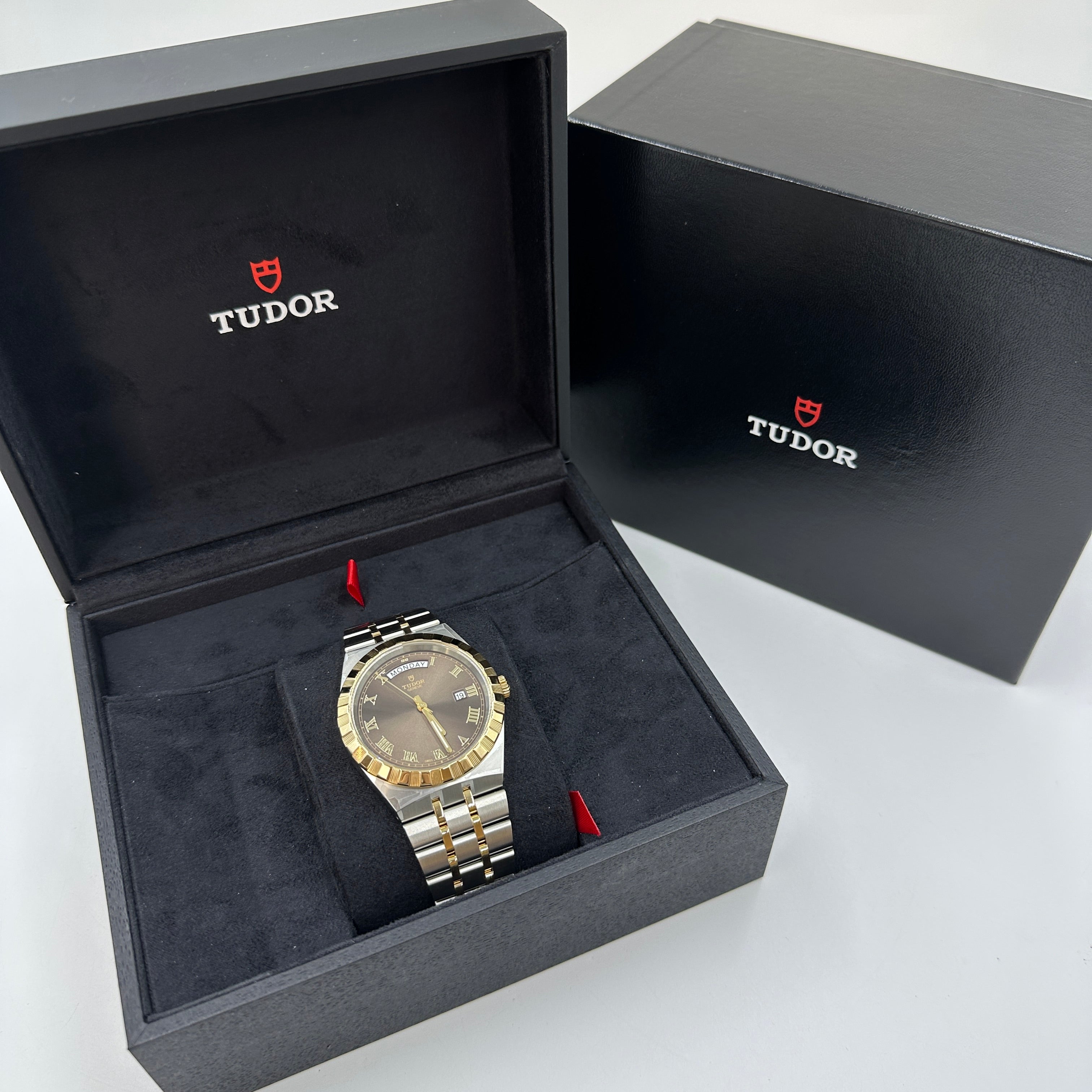 Tudor 28603-0007 Royal Day-Date 41 Stainless Stee
