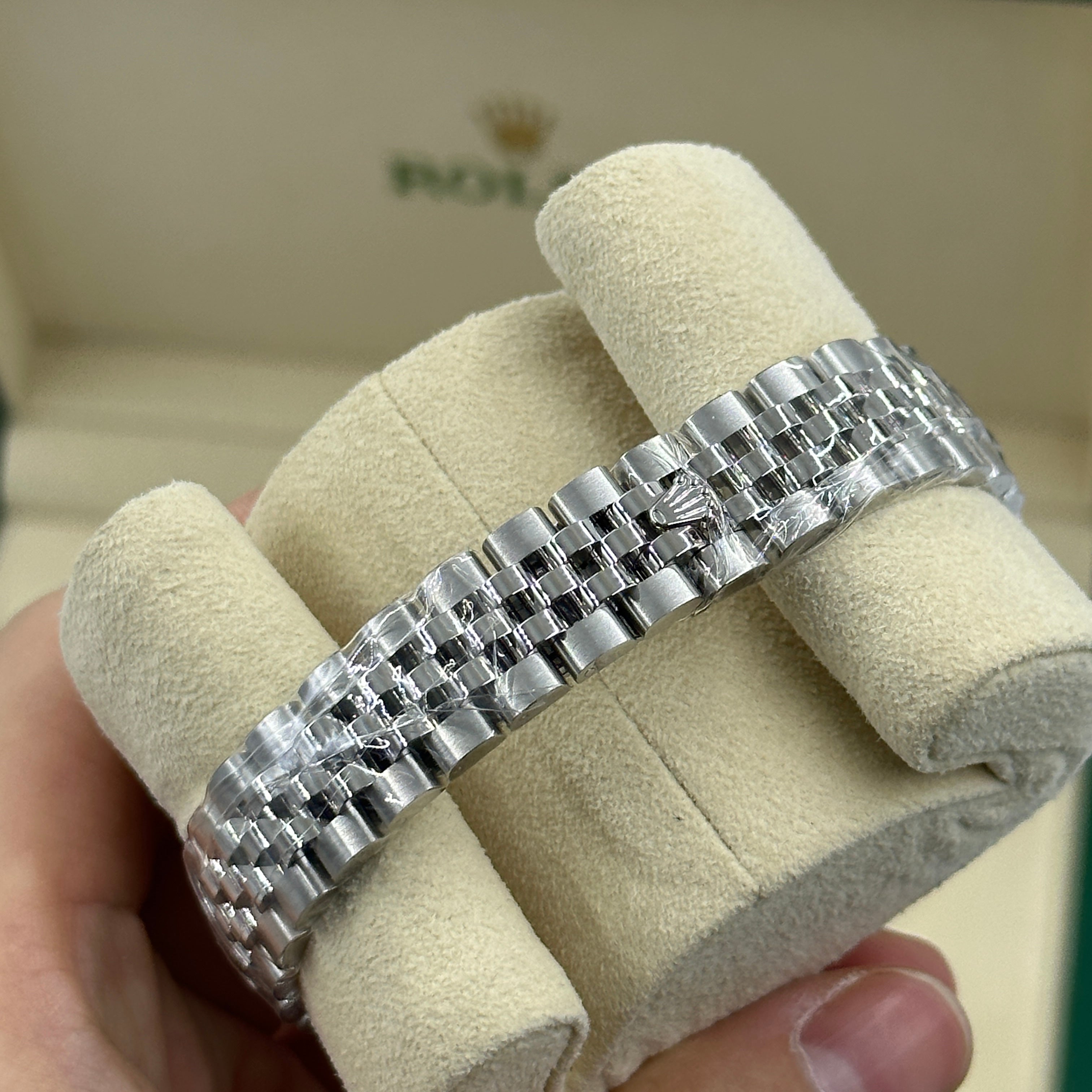 Rolex Lady-Datejust 28 279160 Silver Roman Jubilee