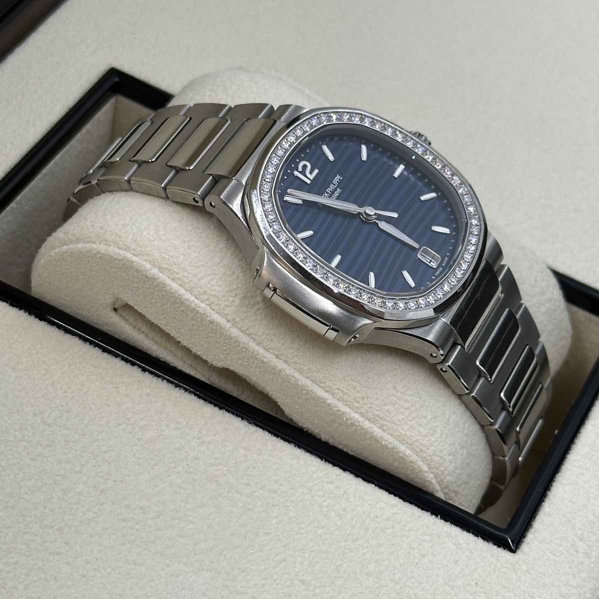 Patek Philippe Nautilus 7118/1200A-001 2025